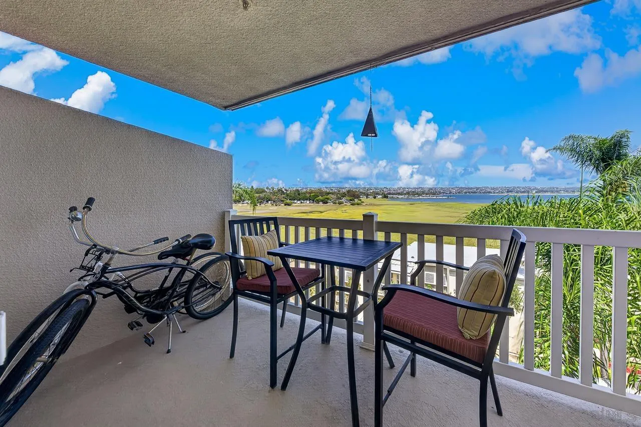 https://cdn.realtyfeed.com/cdn/127/260018513/dea8fee71ea4777d319dc0f9430292e6.webp