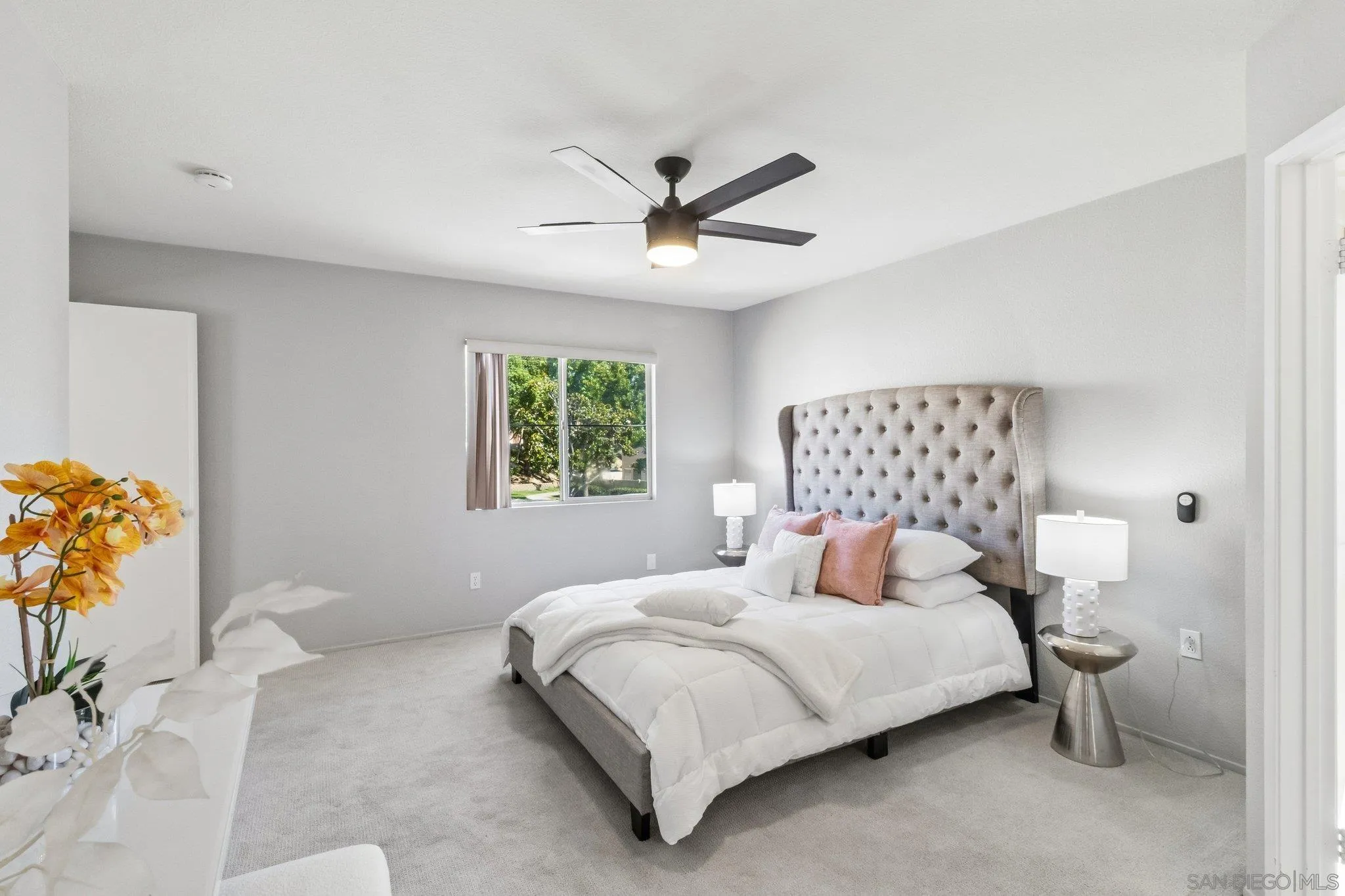 https://cdn.realtyfeed.com/cdn/127/260018515/0d5433cff66986a05b921fc3b2e838a3.webp