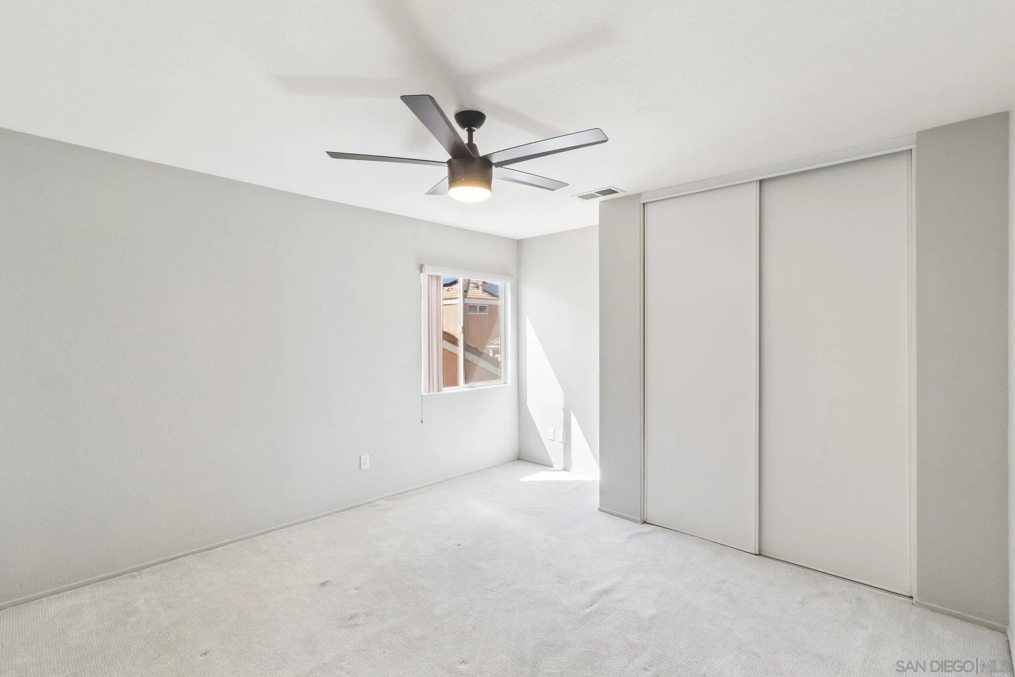https://cdn.realtyfeed.com/cdn/127/260018515/ba7055a9f468279a27ba8649b9752020.webp