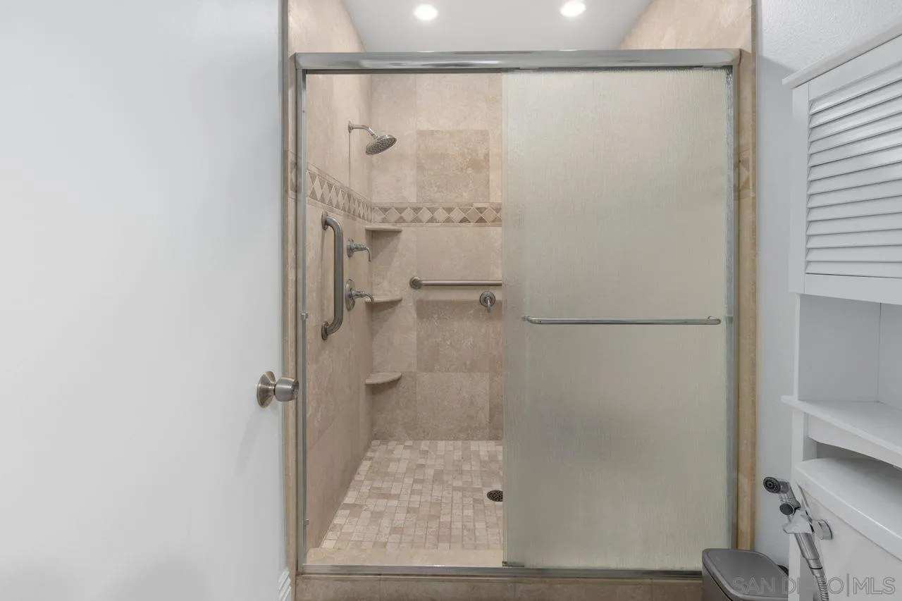 https://cdn.realtyfeed.com/cdn/127/260018520/1936af1799b800c69f797900b31e0243.webp