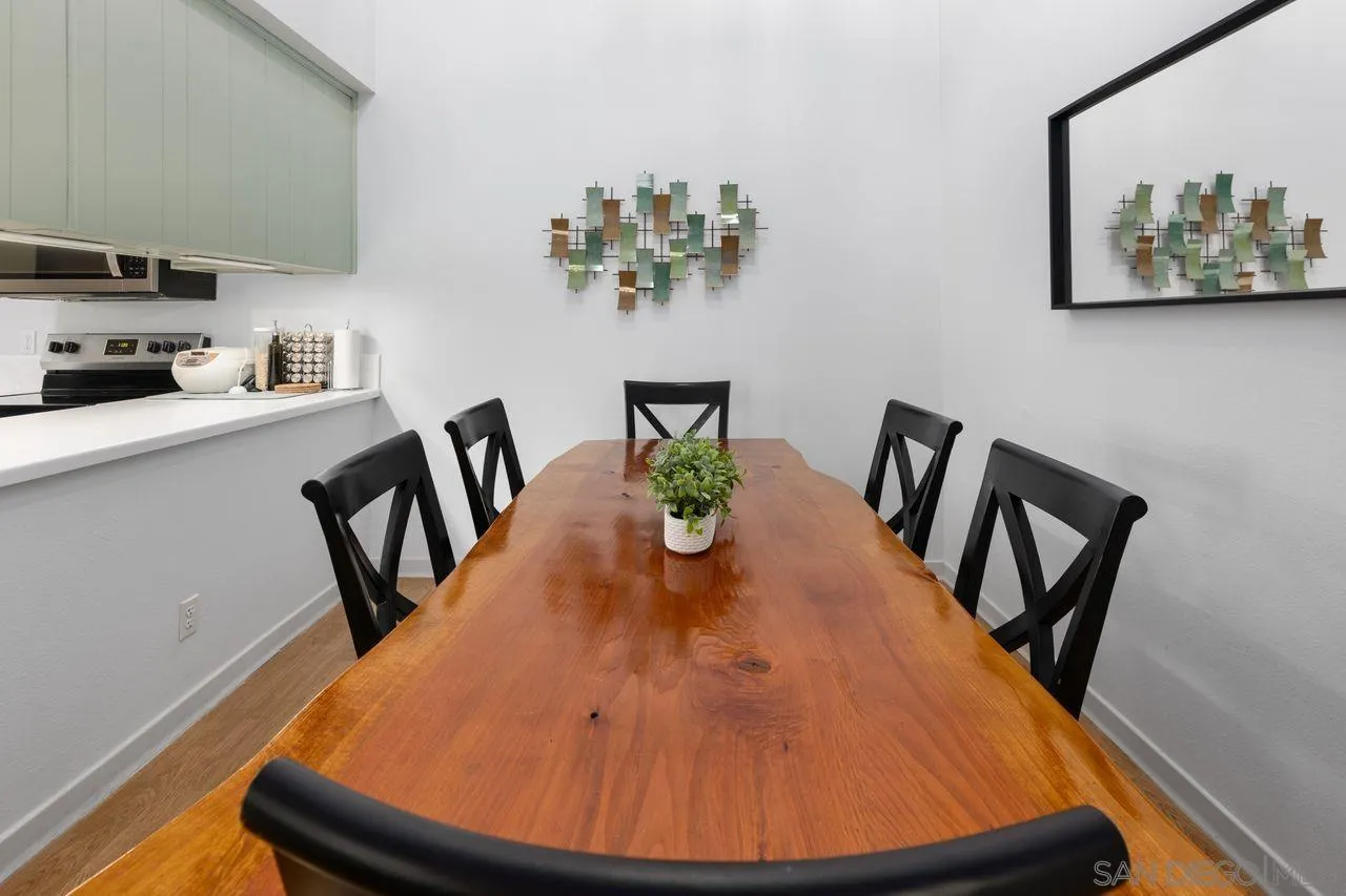 https://cdn.realtyfeed.com/cdn/127/260018520/1c2137d02639c8ad32c40114bbb351db.webp