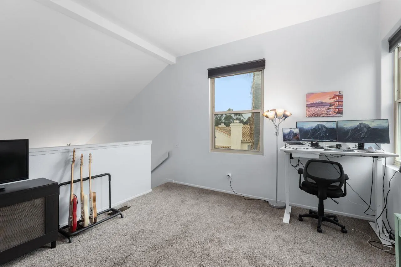 https://cdn.realtyfeed.com/cdn/127/260018520/68ca200f8c3c8f589d37accd0503c6f8.webp