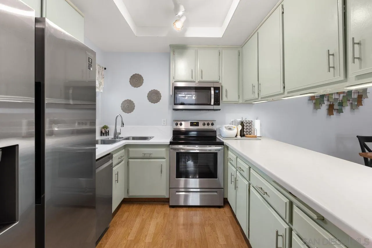 https://cdn.realtyfeed.com/cdn/127/260018520/a9430adbdda9bb7097443eba5093898d.webp