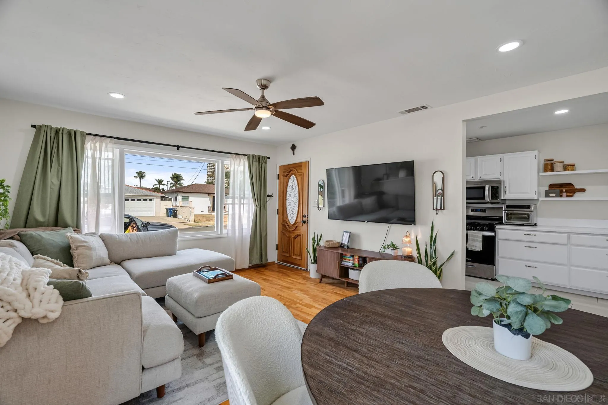 343 Twin Oaks, Chula Vista, CA 91910 - Photo 2 of 12, Chula Vista, CA