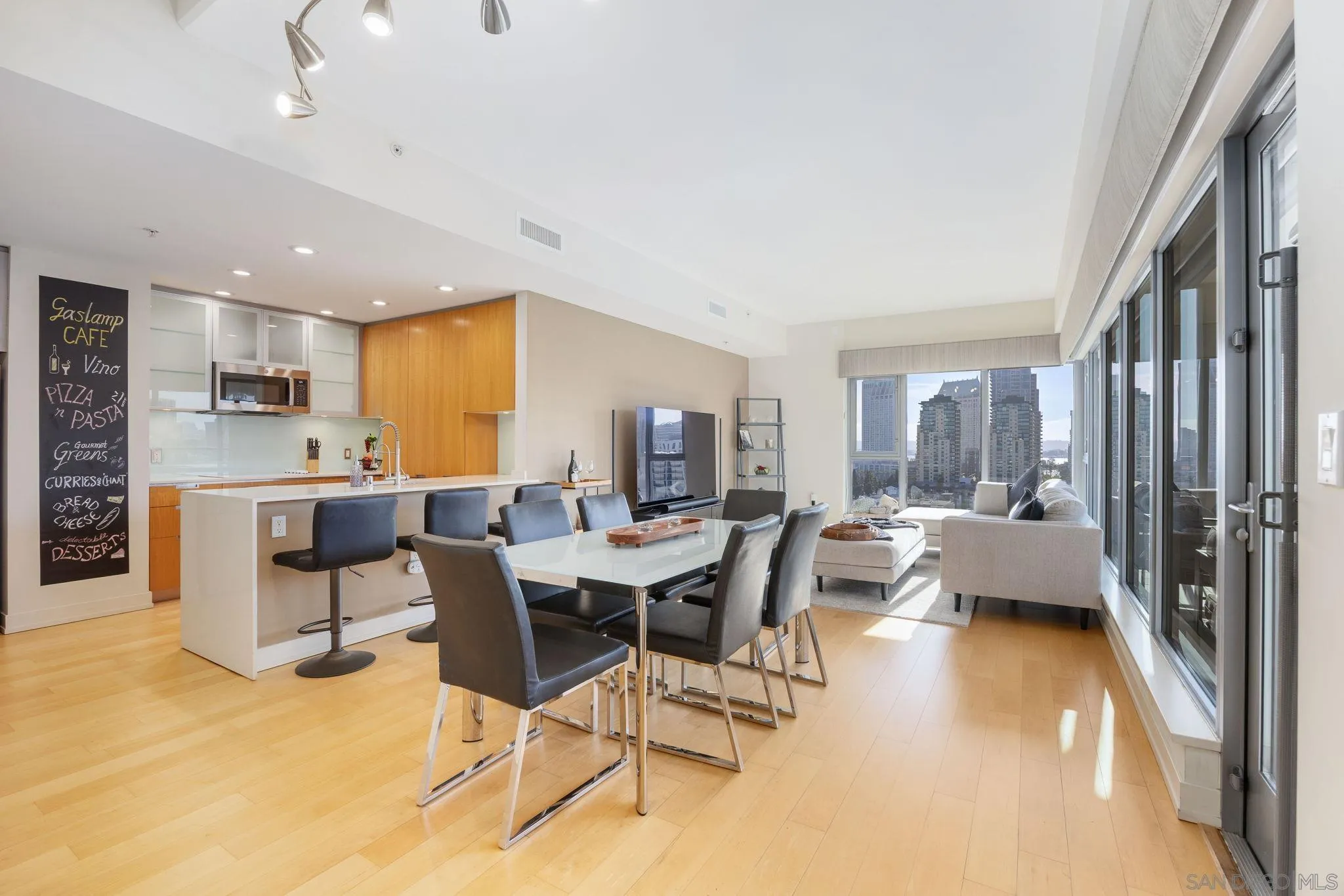 Photo #20: 260018525 Listing: Photo #20