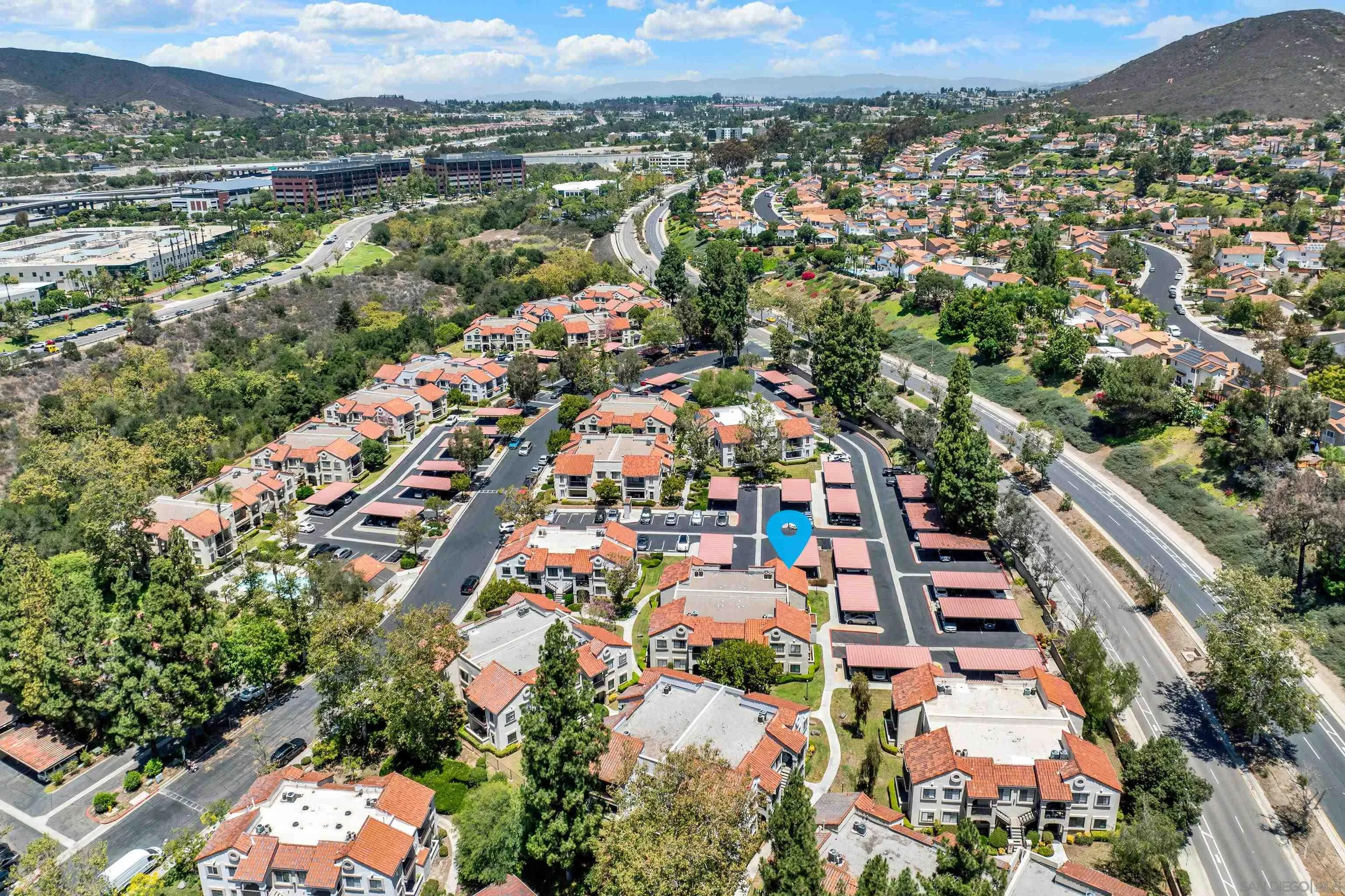 https://cdn.realtyfeed.com/cdn/127/260018540/2da3d822e3427fdf0d1ac08d4737bd23.webp