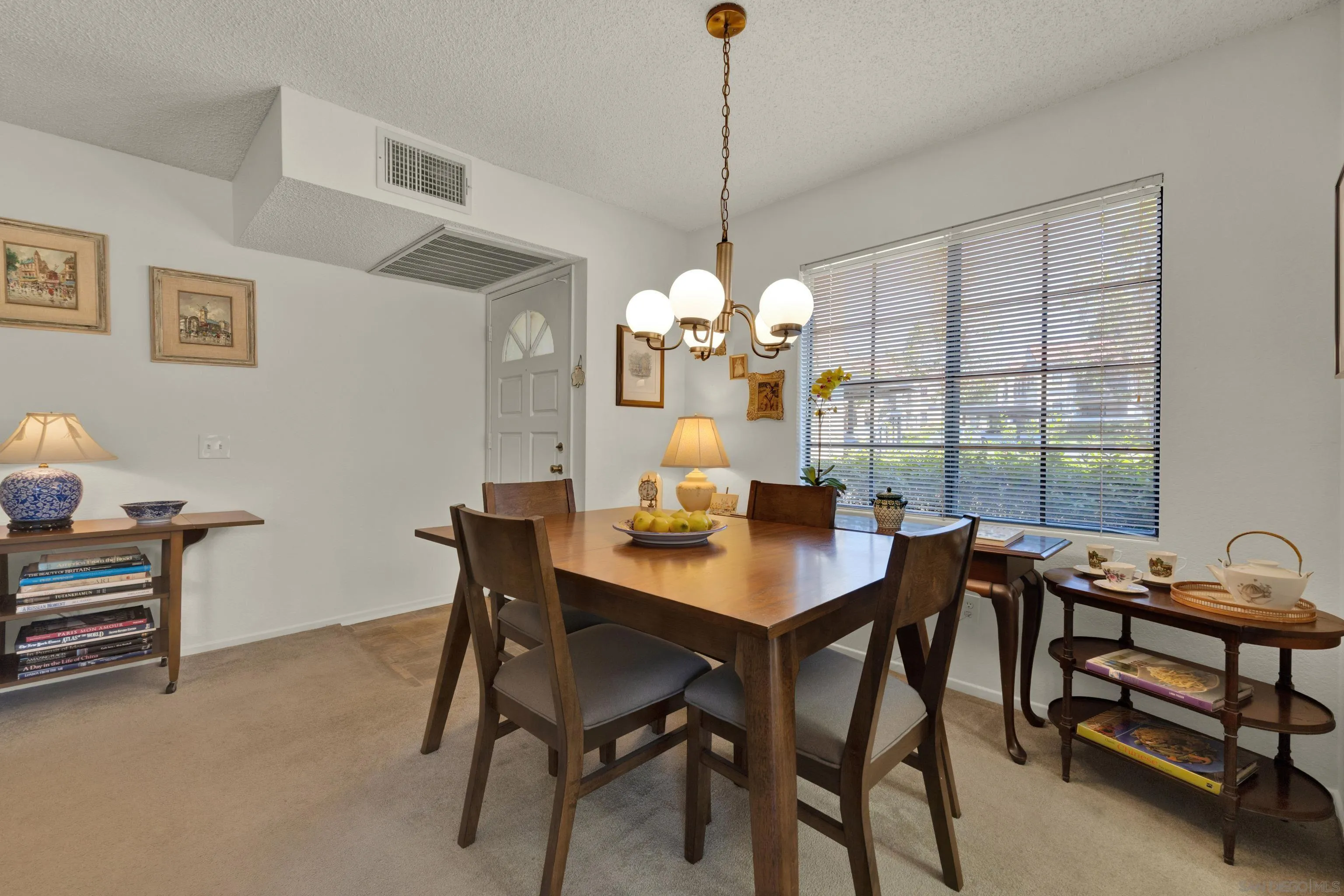https://cdn.realtyfeed.com/cdn/127/260018540/4158756e0509b8bc0bee56bdcba6061e.webp