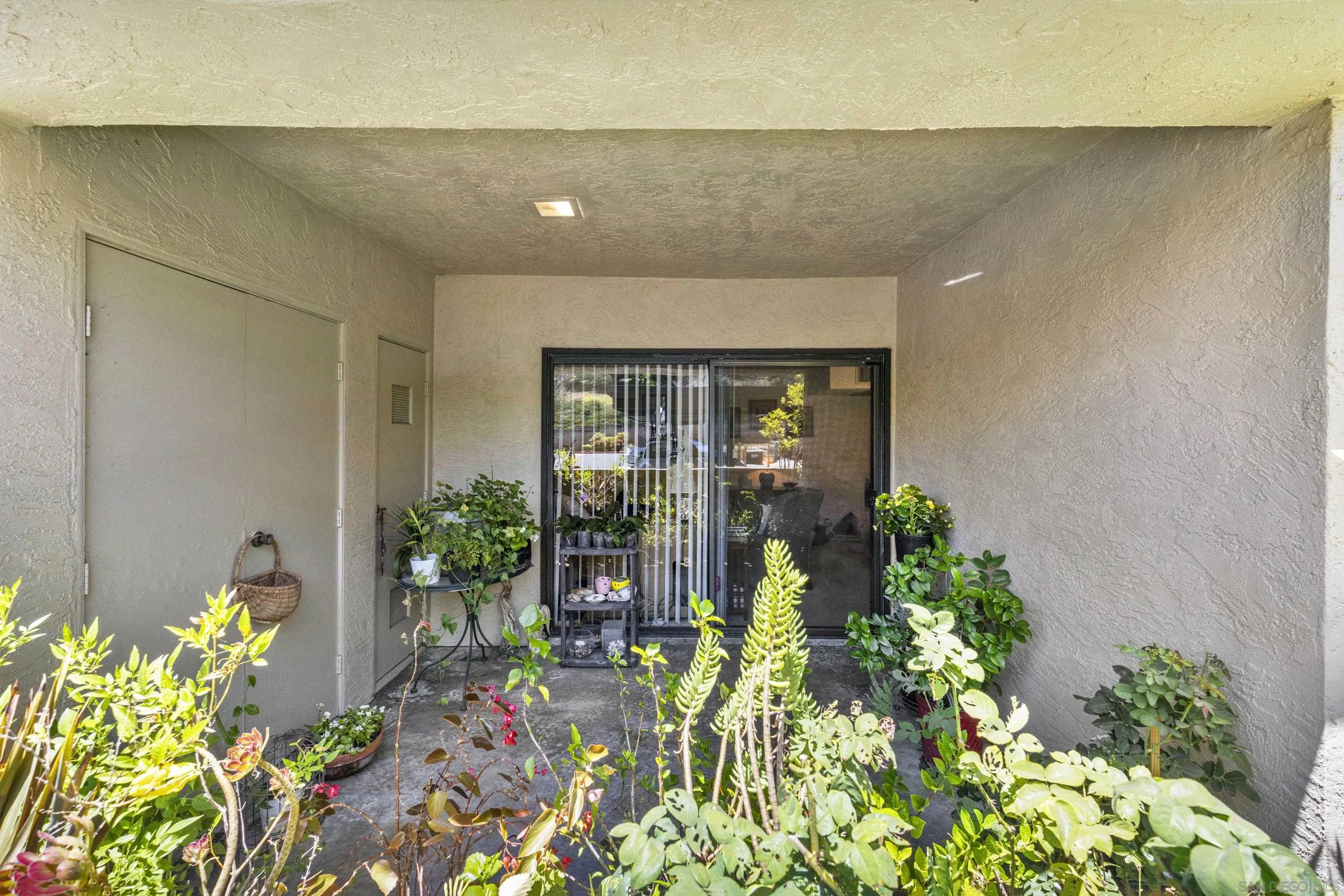 https://cdn.realtyfeed.com/cdn/127/260018540/6ae531af4dbcdab9992a9f33114d10d9.webp