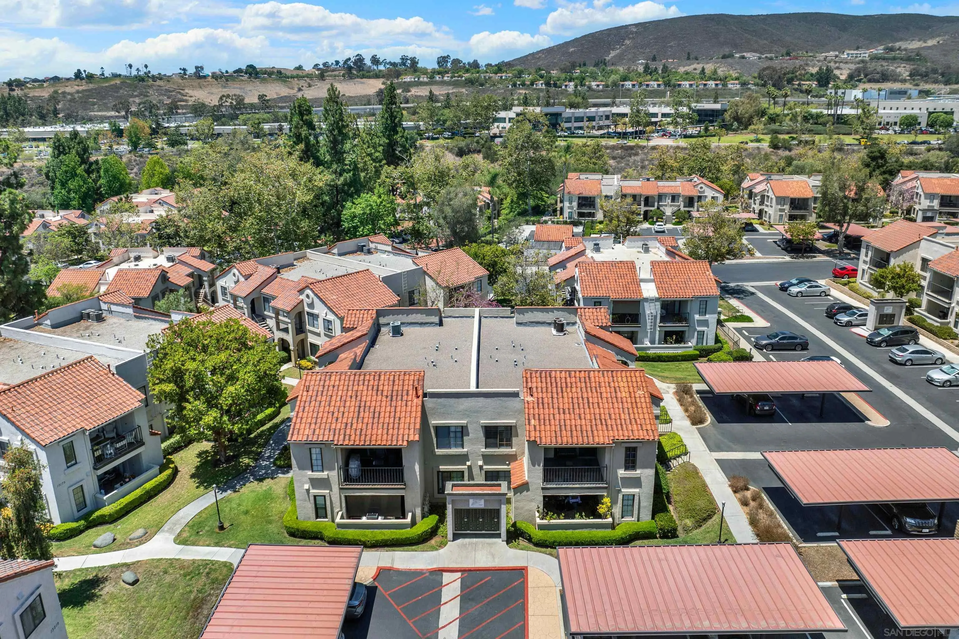 https://cdn.realtyfeed.com/cdn/127/260018540/7adc54c0d75d0edeb0dbc4d69491bc12.webp