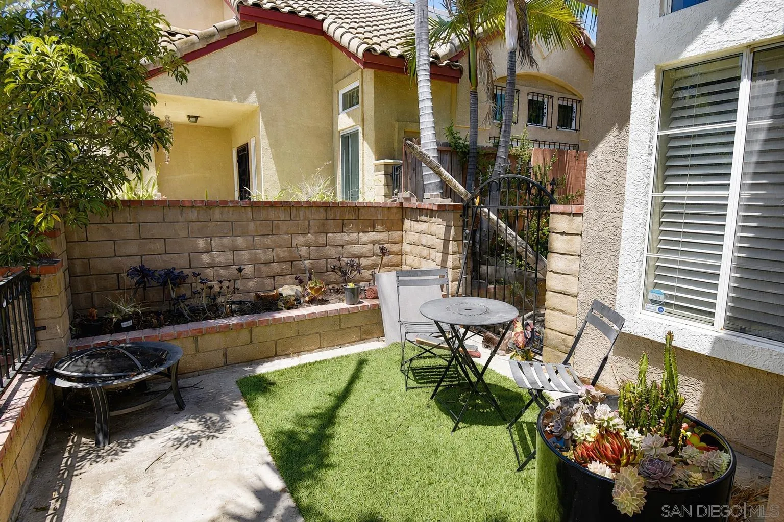https://cdn.realtyfeed.com/cdn/127/260018541/0bb6e47350403a7c6dacd9c6034f04d6.webp