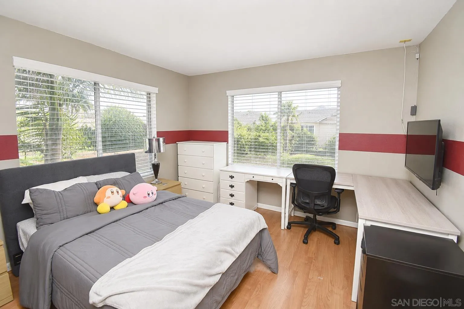 https://cdn.realtyfeed.com/cdn/127/260018541/5ffcbd2741006072adeba151c2e87a36.webp