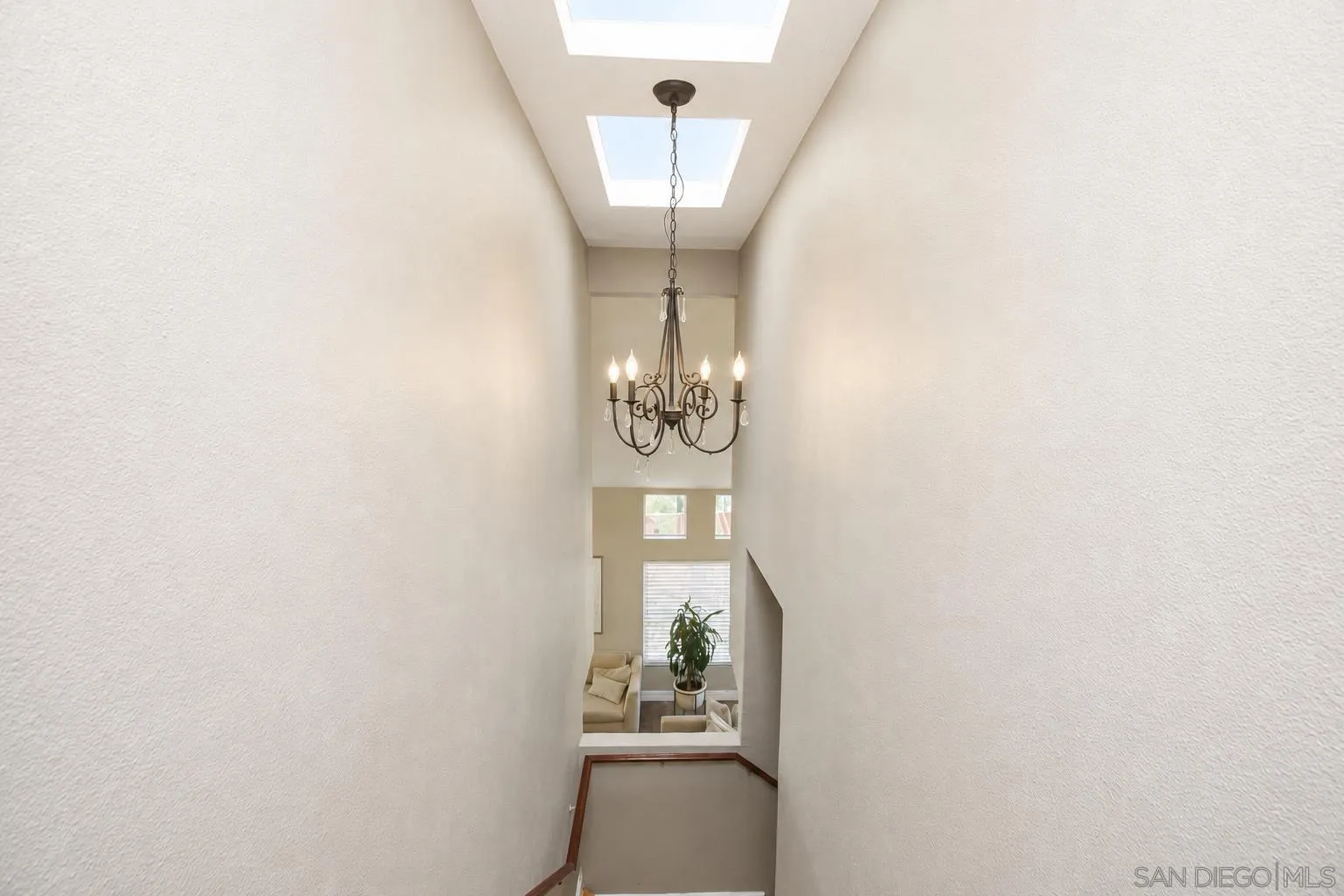 https://cdn.realtyfeed.com/cdn/127/260018541/cca667a2115f1a673236a0598e353fc0.webp