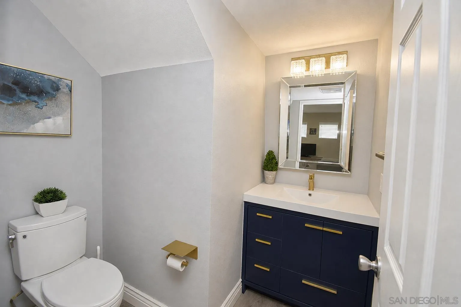 https://cdn.realtyfeed.com/cdn/127/260018541/d3b33dd6948a76b6380a54229342aa3e.webp
