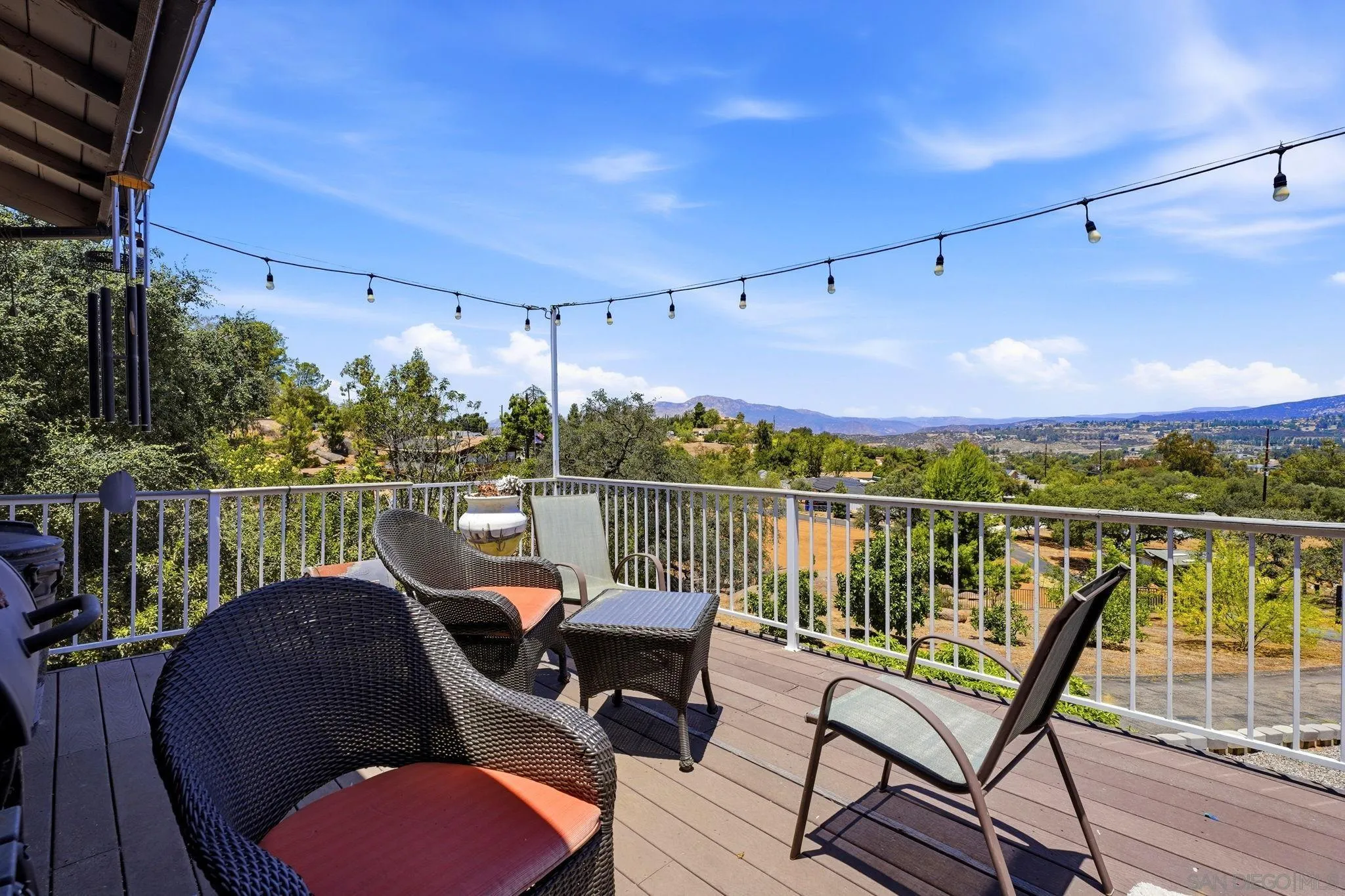https://cdn.realtyfeed.com/cdn/127/260018543/139ee581c33b6d13b8ed4fa14d9b4b59.webp
