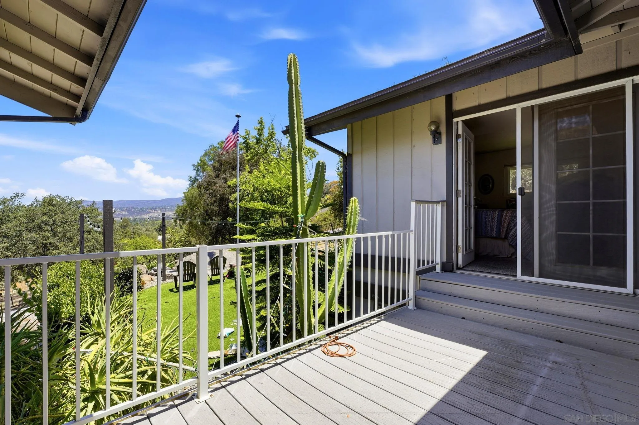 https://cdn.realtyfeed.com/cdn/127/260018543/30c8d2f76c9634031555459097b3fe4e.webp