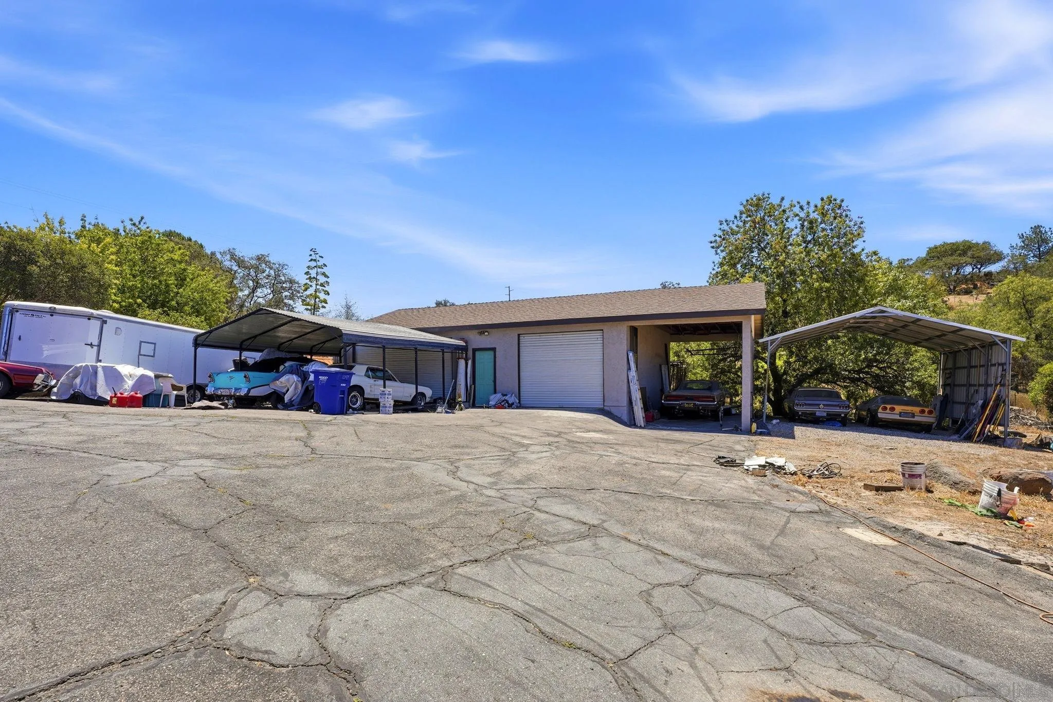 https://cdn.realtyfeed.com/cdn/127/260018543/4c8bbcc9b82e56ad9ad737488f9ff60c.webp