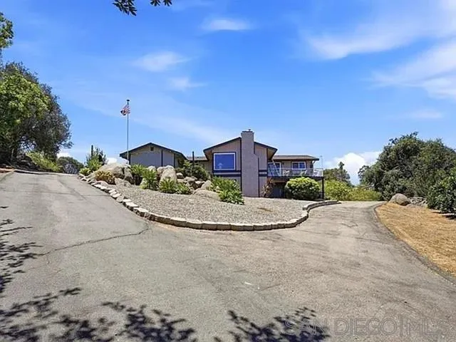 https://cdn.realtyfeed.com/cdn/127/260018543/7953b789f728f73767f834e106485e18.webp