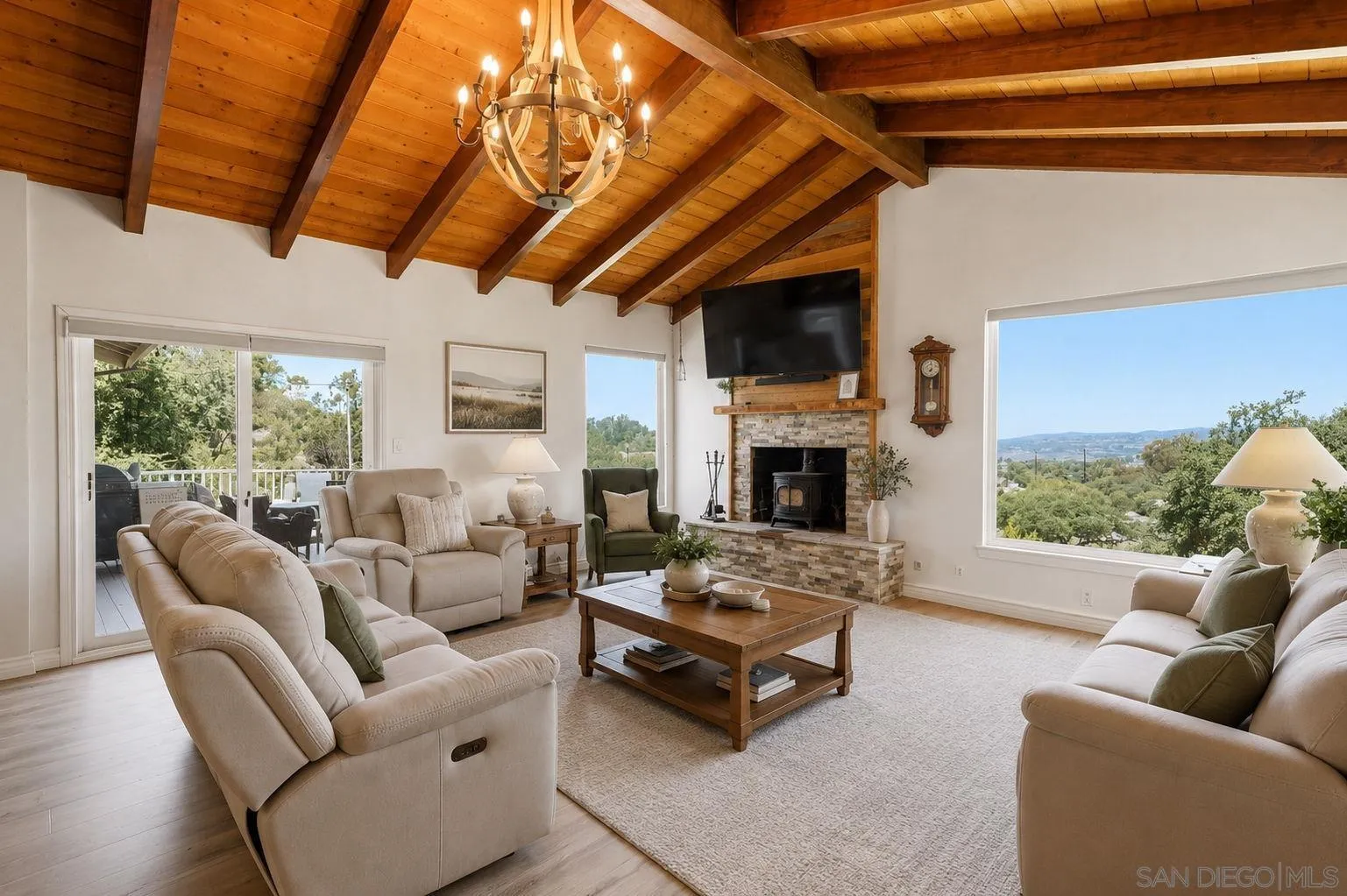 https://cdn.realtyfeed.com/cdn/127/260018543/9632640b636333fda82b5b51c74f920f.webp