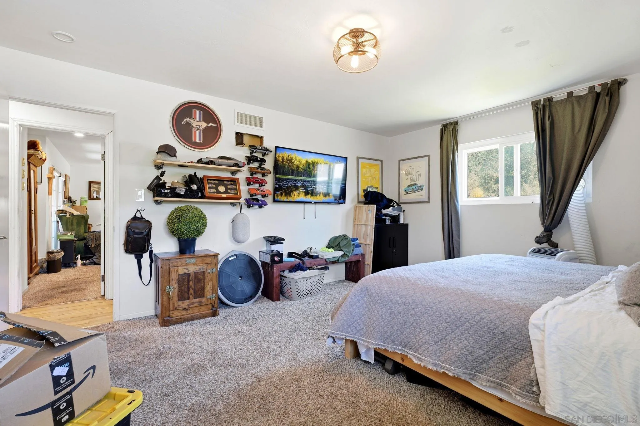 https://cdn.realtyfeed.com/cdn/127/260018543/a212a7ba0e60d683a3c87e2180197b4b.webp