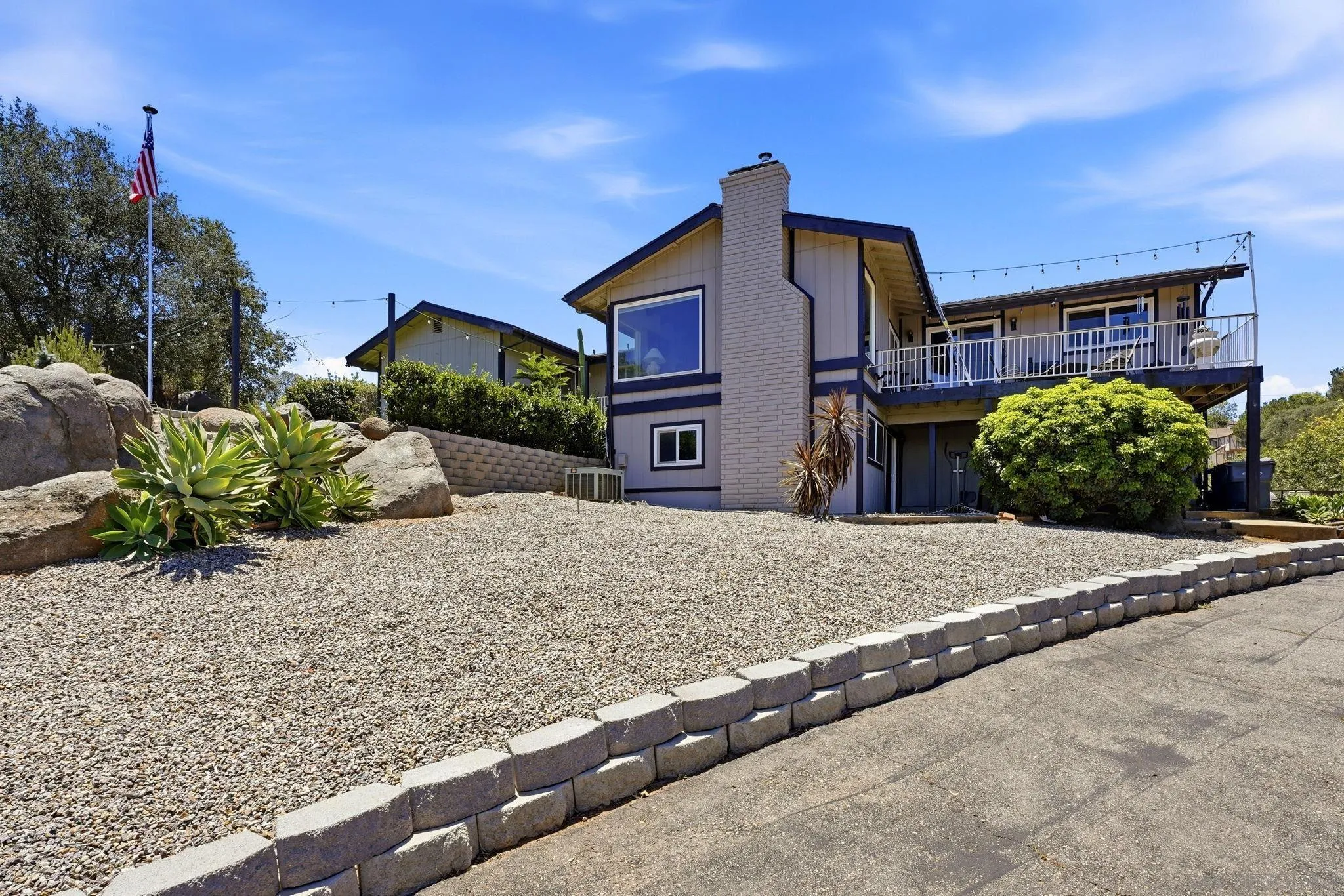 https://cdn.realtyfeed.com/cdn/127/260018543/fc5625da7424ce5408fa91d5e1a19d83.webp