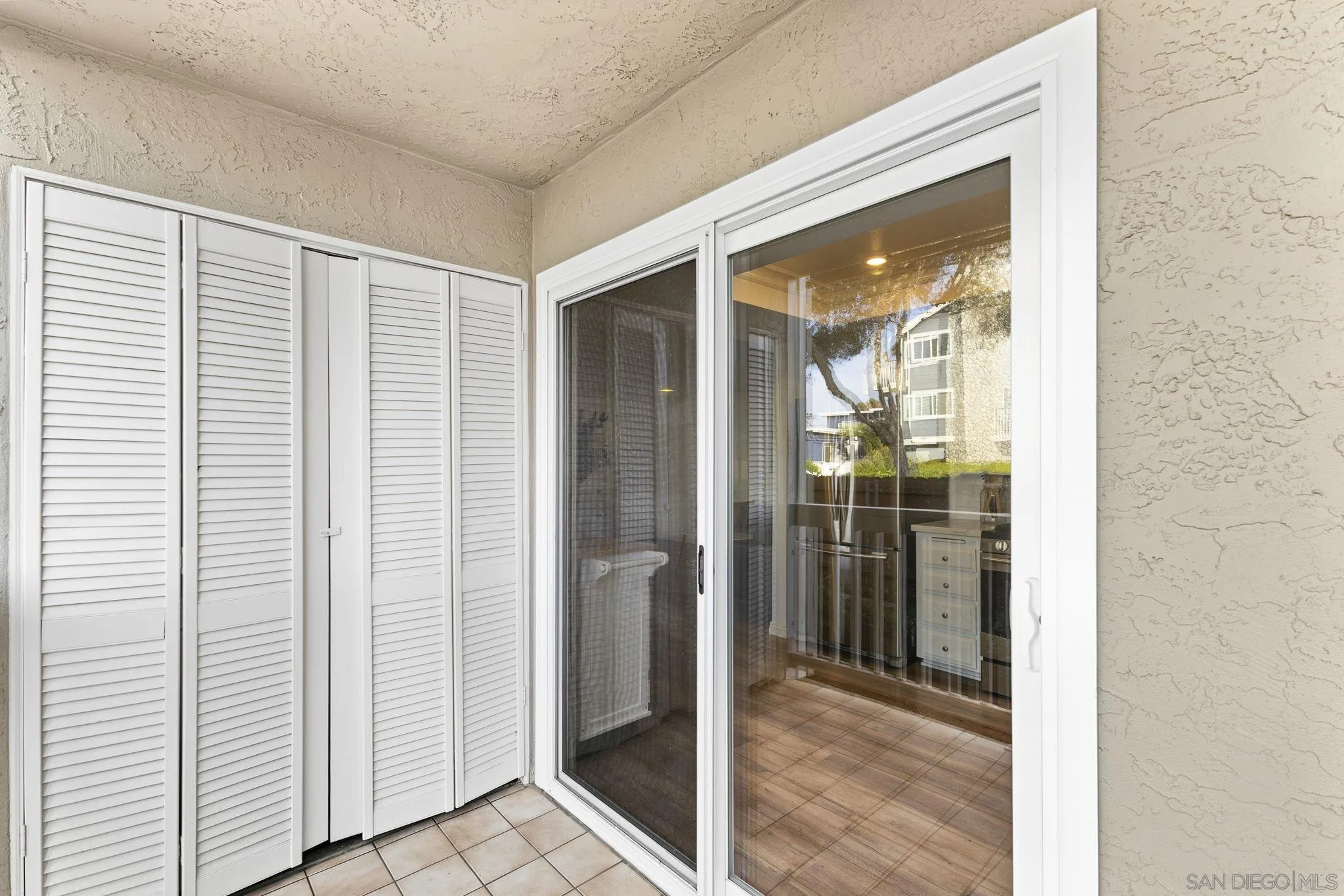 https://cdn.realtyfeed.com/cdn/127/260018544/2b33c9b30406fbbe4e492a961e6f23c4.webp