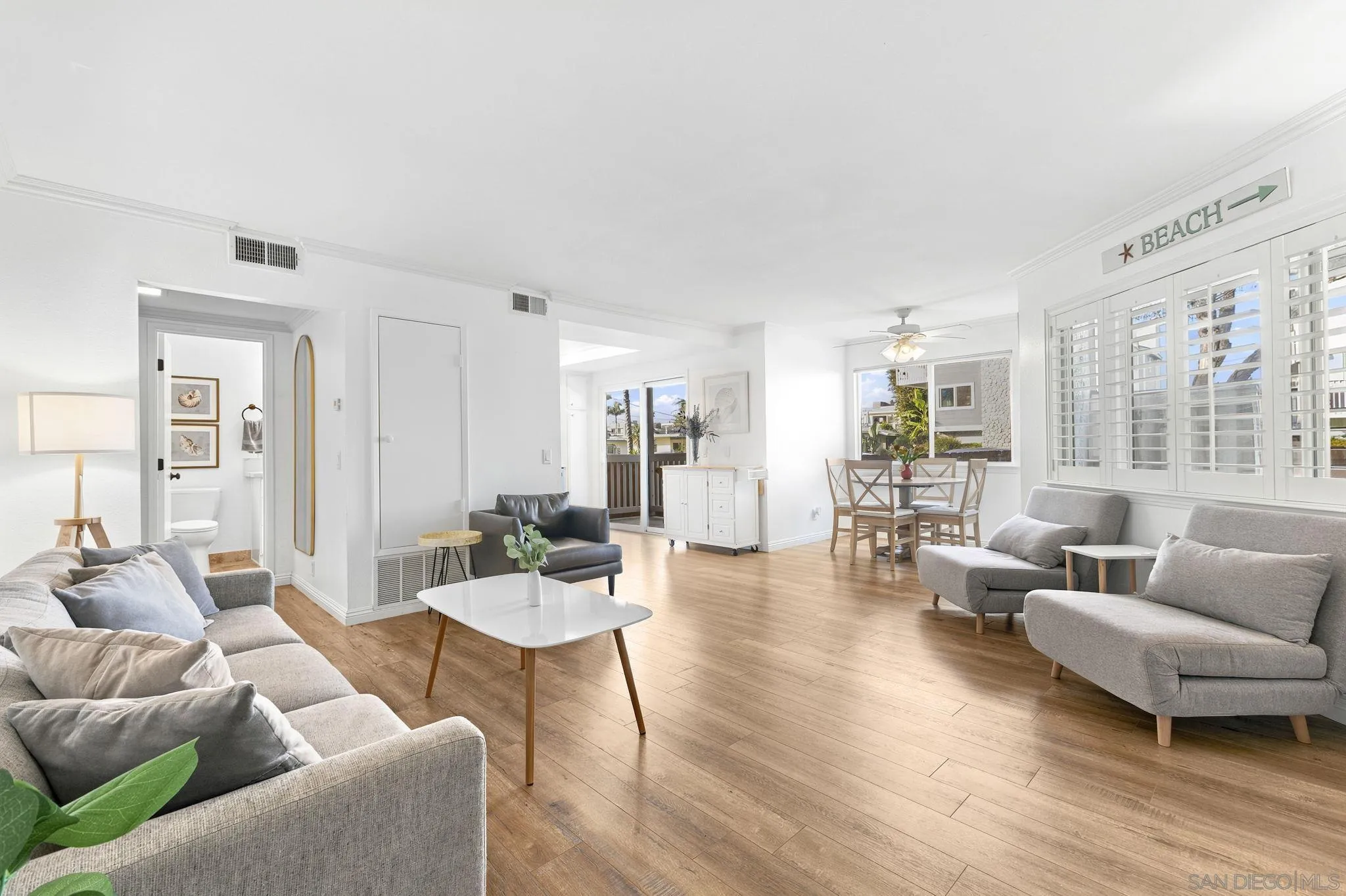 https://cdn.realtyfeed.com/cdn/127/260018544/3398ec00bca37cba98649624de232f32.webp