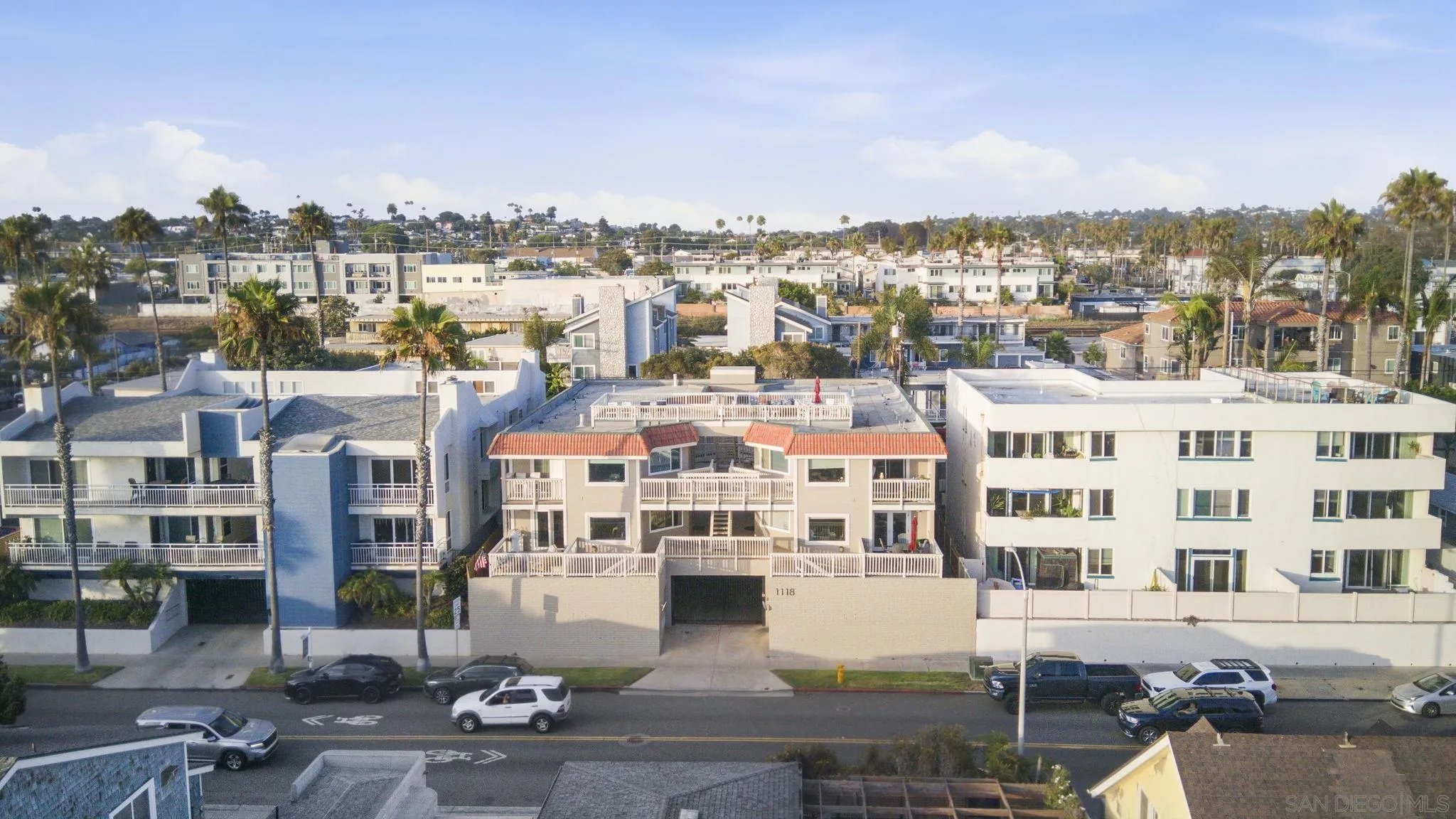 https://cdn.realtyfeed.com/cdn/127/260018544/af4c4e4ea7dbf7b52c38bee20314e2bf.webp