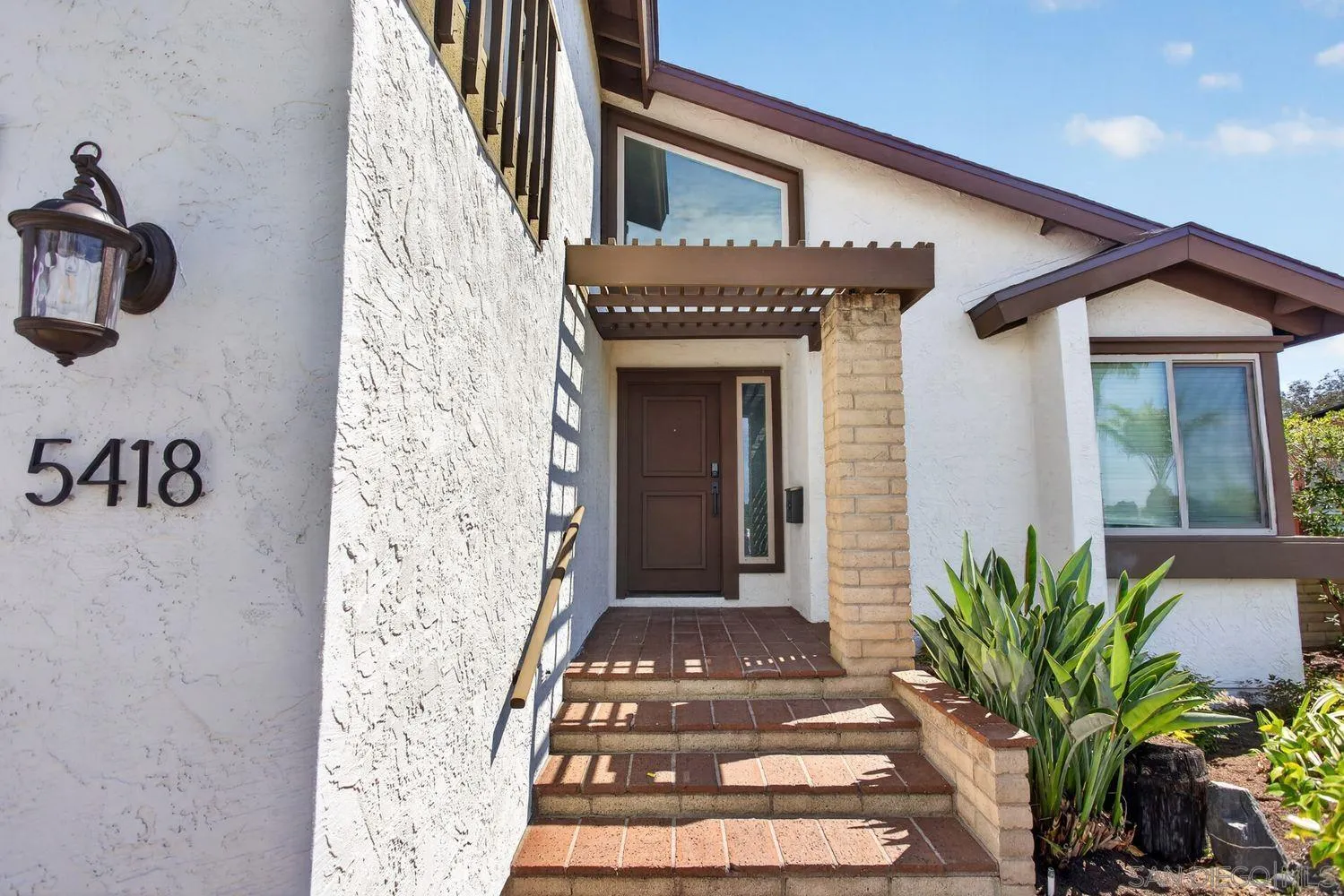 https://cdn.realtyfeed.com/cdn/127/260018546/84d46cbf658b1b2384ffada4eb58efa5.webp