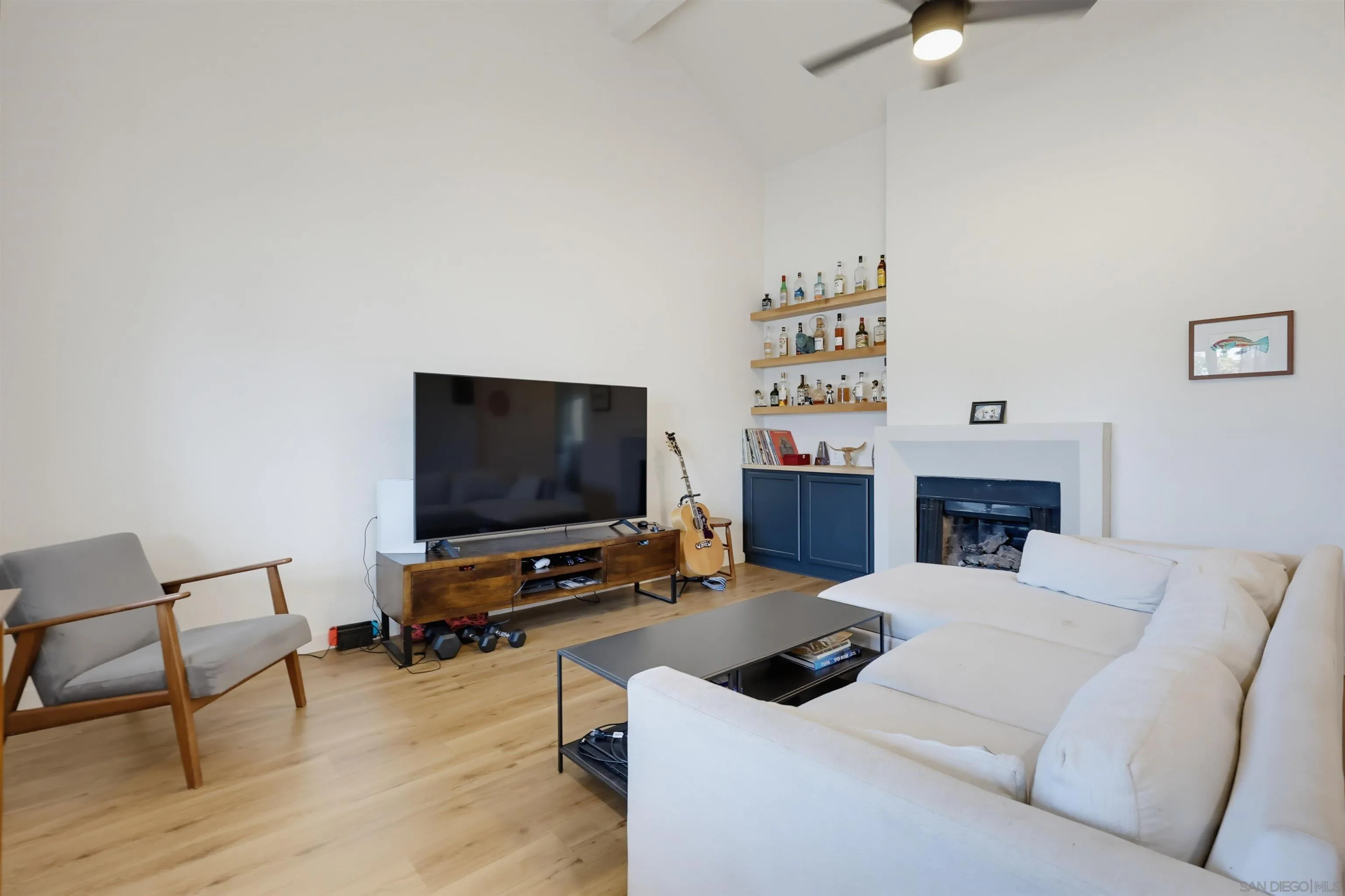 4517 Utah Street Unit 5, San Diego, CA 92116 - Photo 5 of 25, San Diego, CA