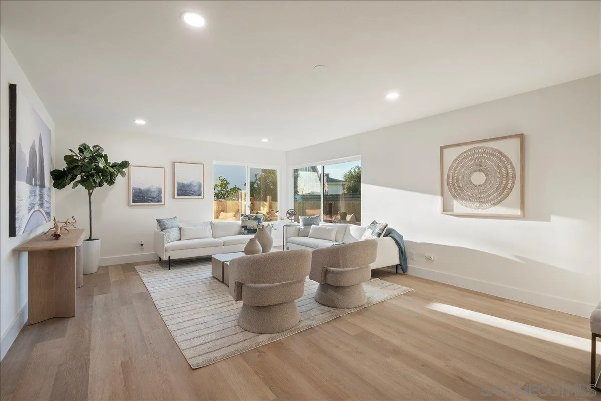 https://cdn.realtyfeed.com/cdn/127/260018555/8ba171c60a003f7ca0caae52ea93e02b.webp