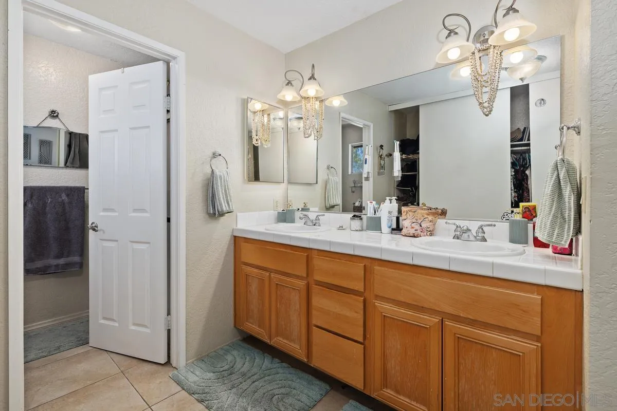 Photo #19: 260018557 Listing: Photo #19