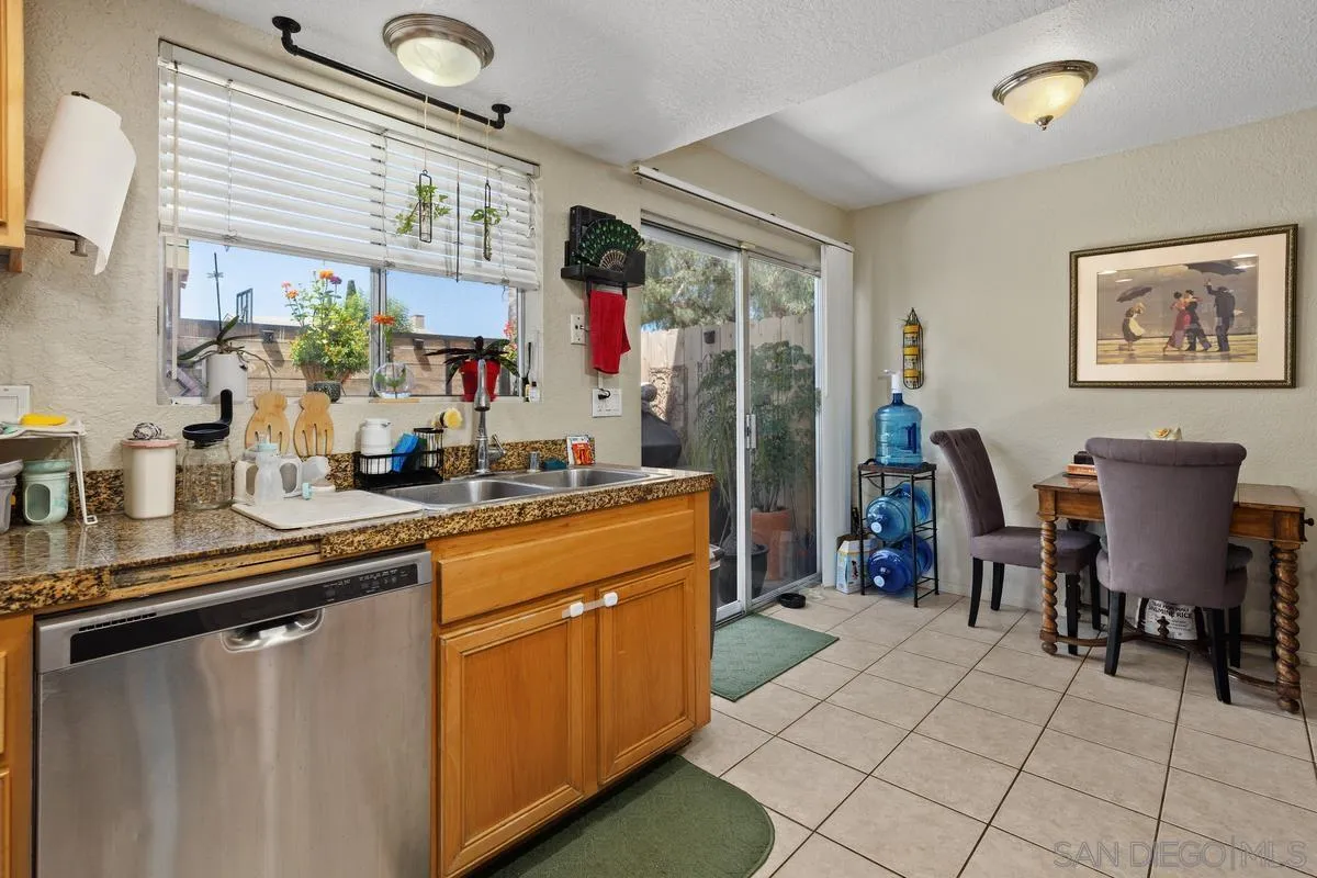 Photo #10: 260018557 Listing: Photo #10