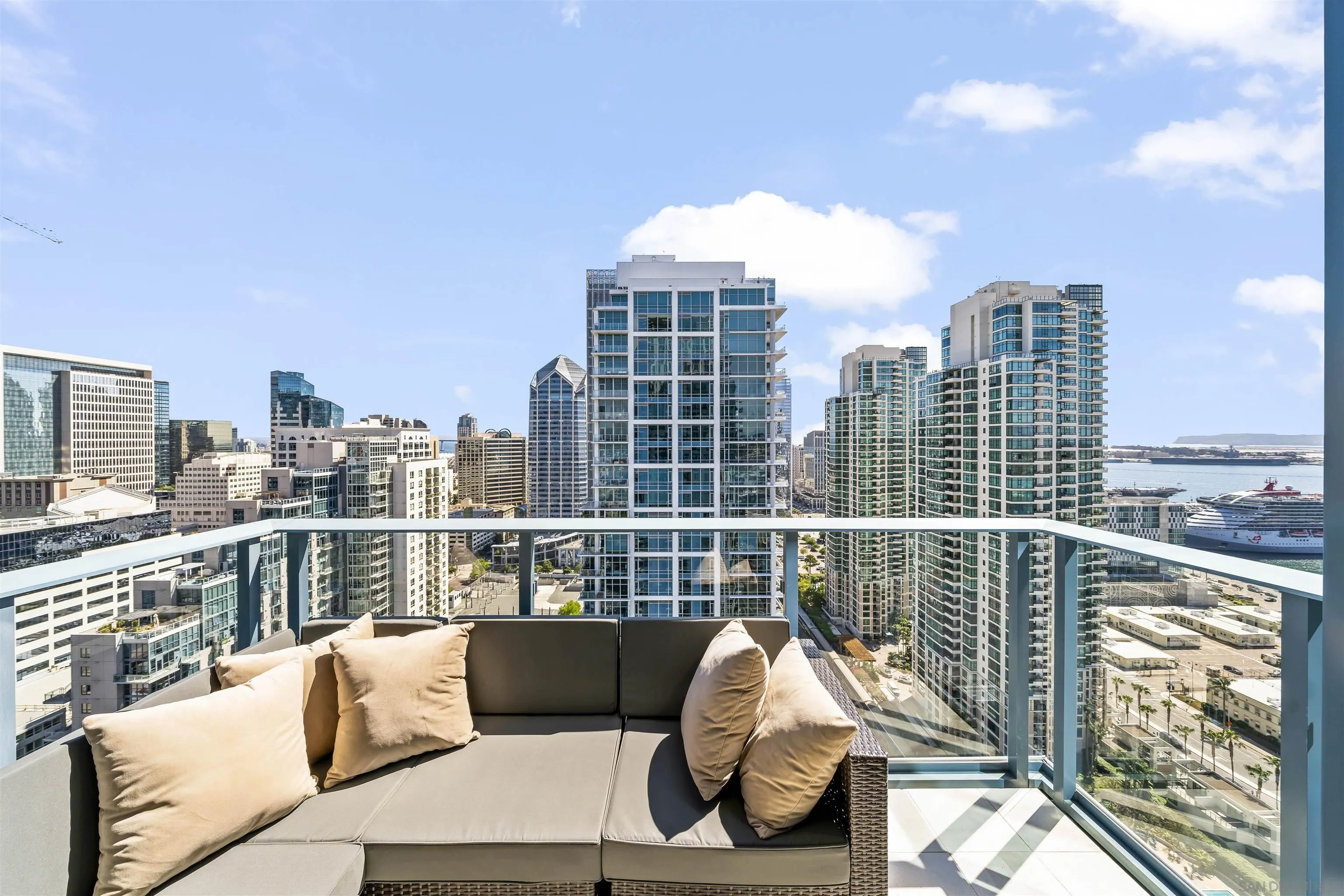 Photo #15: 260018560 Listing: Photo #15