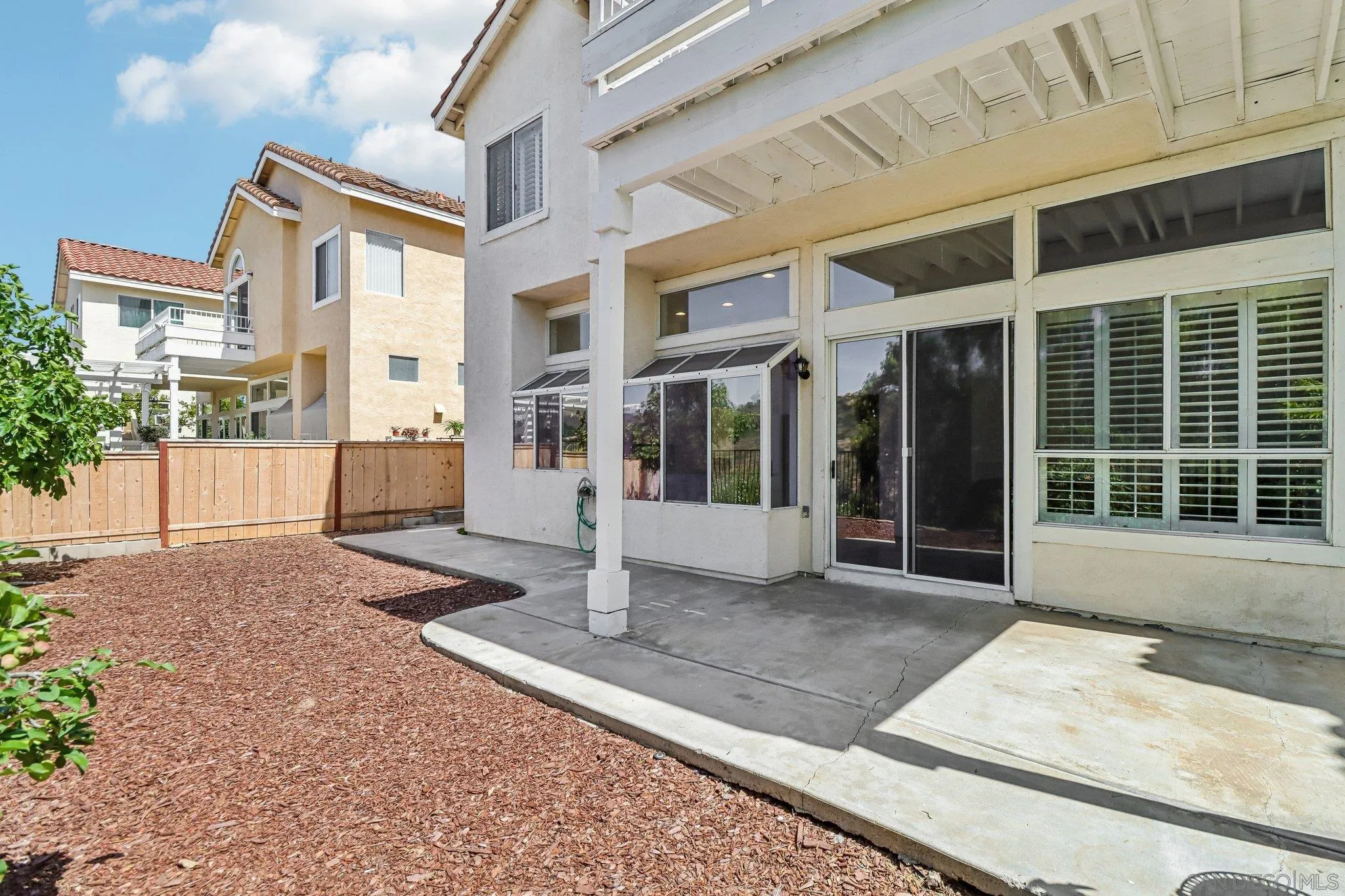 https://cdn.realtyfeed.com/cdn/127/260018562/1c1e9f958492a80d52ad0e3e92d7dae6.webp