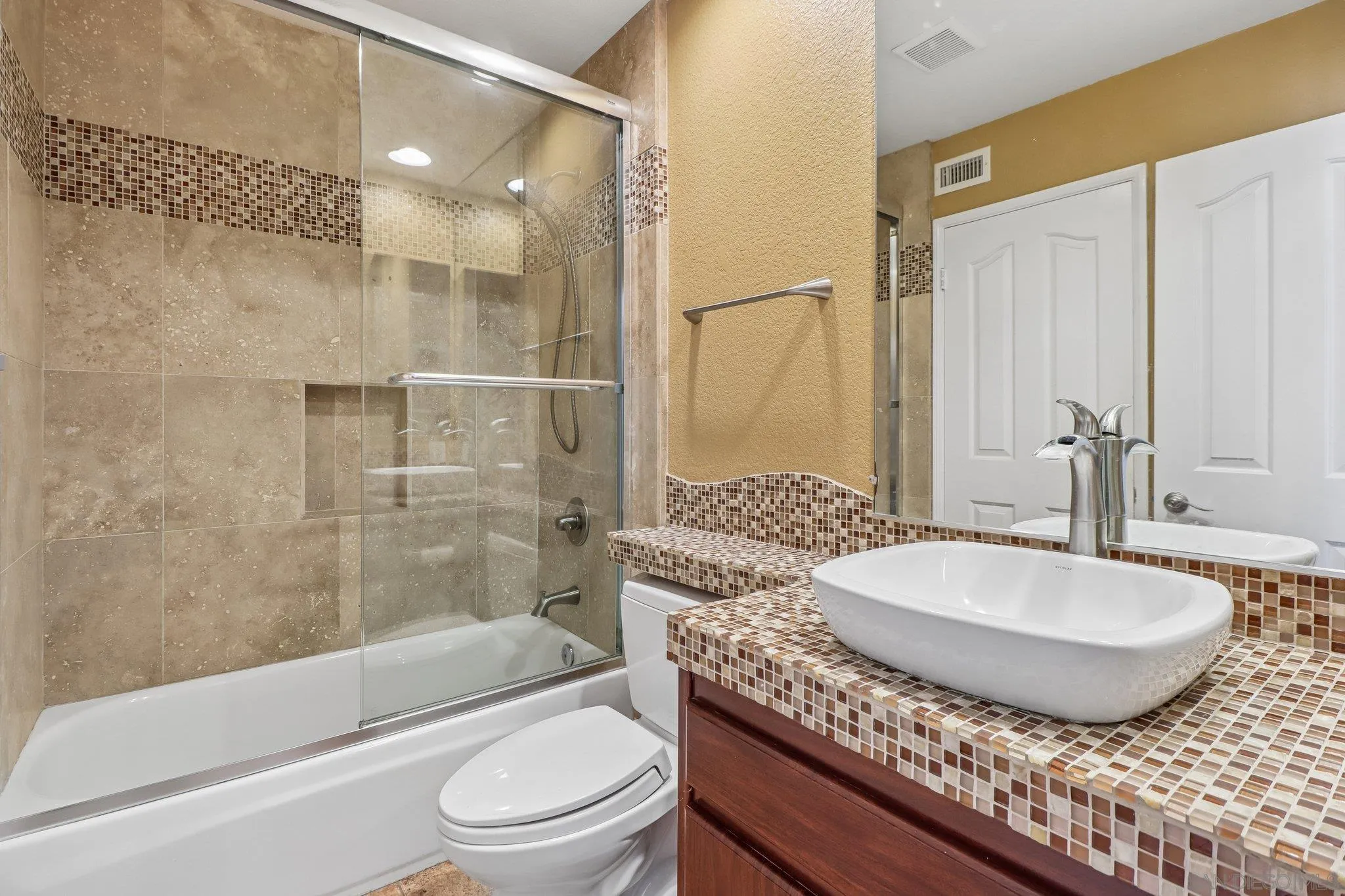 https://cdn.realtyfeed.com/cdn/127/260018562/a906f0e5798b943943249545c10db1ba.webp