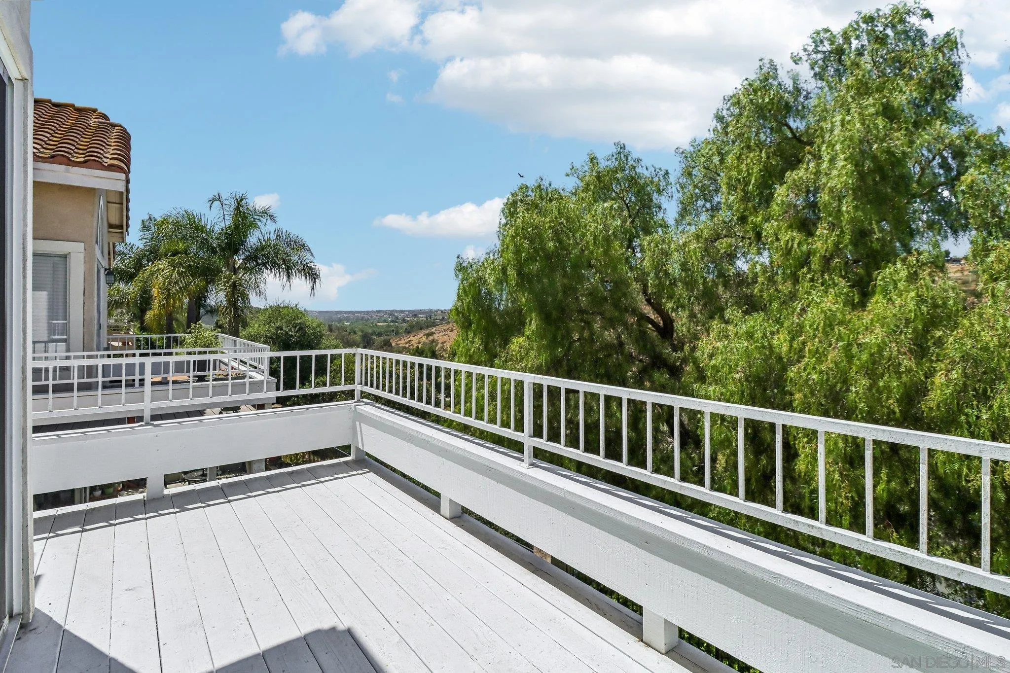 https://cdn.realtyfeed.com/cdn/127/260018562/cb864825241a22e5a1240a030b41ceb7.webp