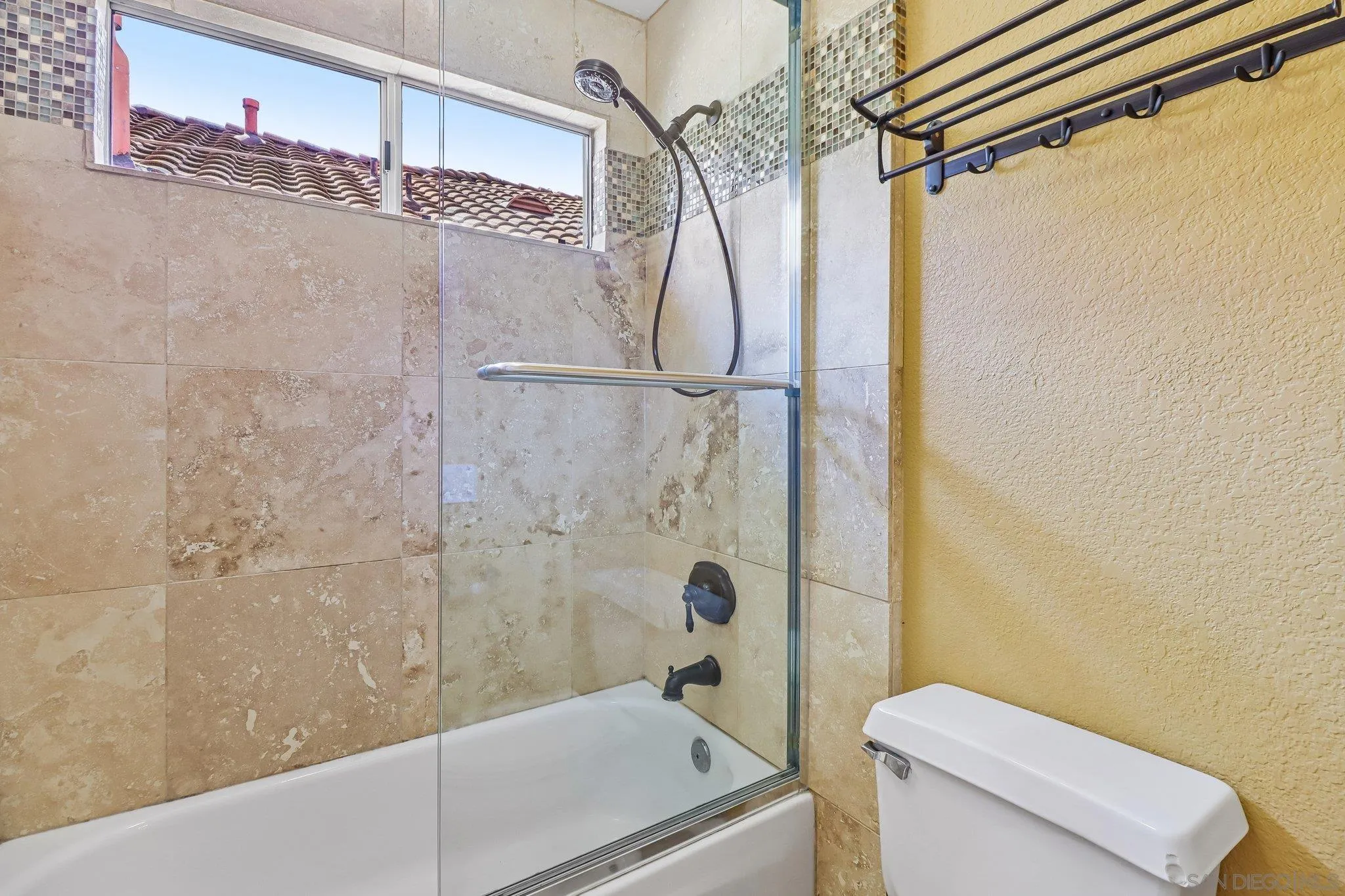 https://cdn.realtyfeed.com/cdn/127/260018562/d0f9e3c350e16dcb87440e44f50ad44c.webp
