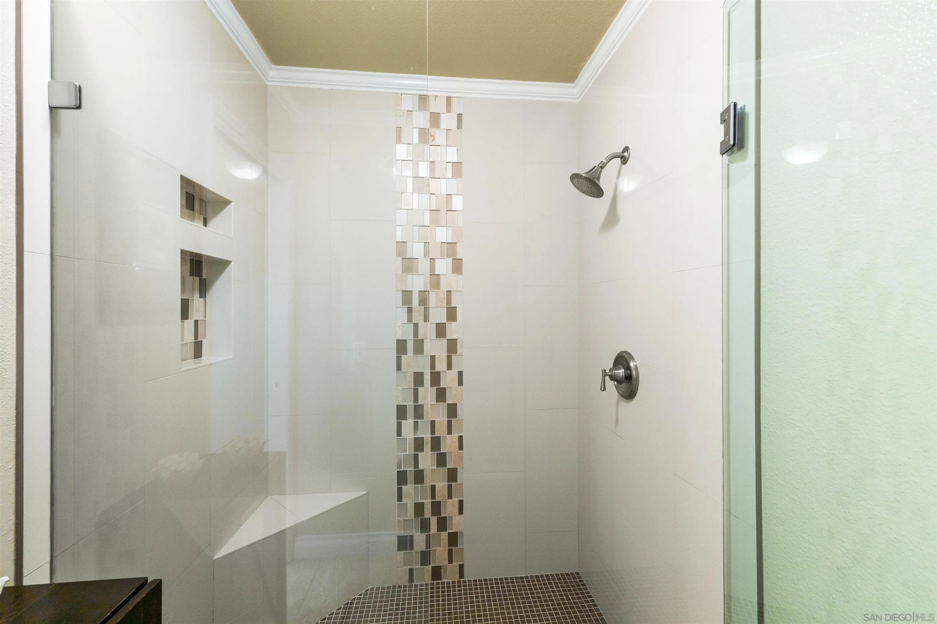 Photo #18: 260018566 Listing: Photo #18