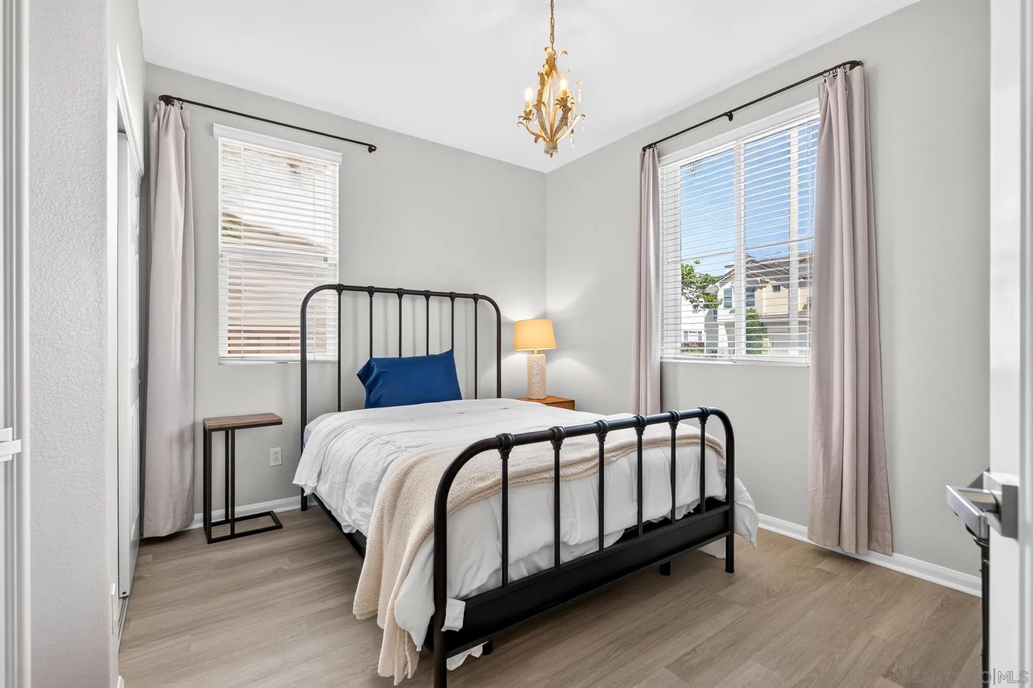 https://cdn.realtyfeed.com/cdn/127/260018572/282fdf87f5c474ddfb72522a4230de90.webp