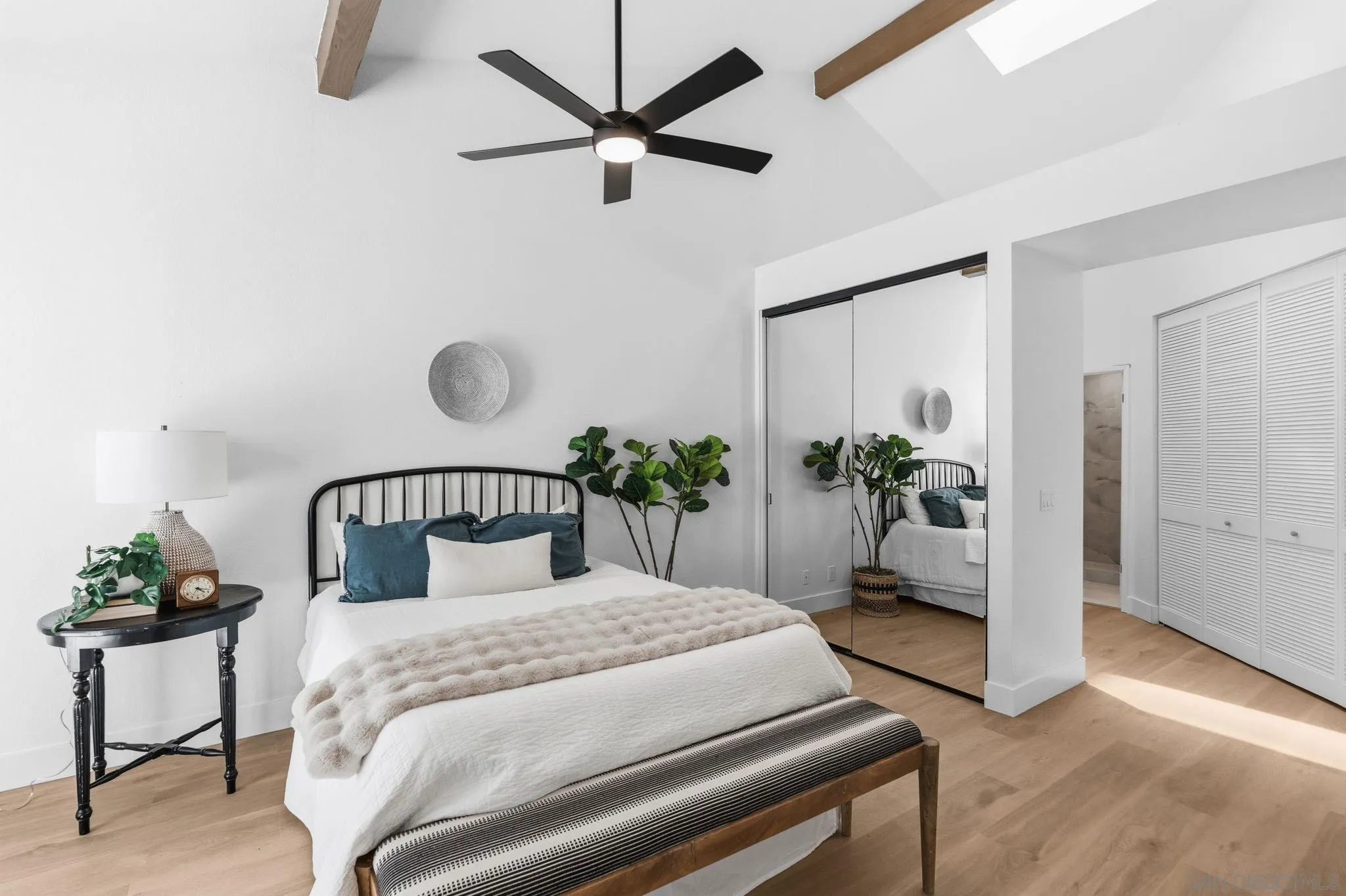 https://cdn.realtyfeed.com/cdn/127/260018574/3971c51b379edf2246a08759b8e0d99b.webp