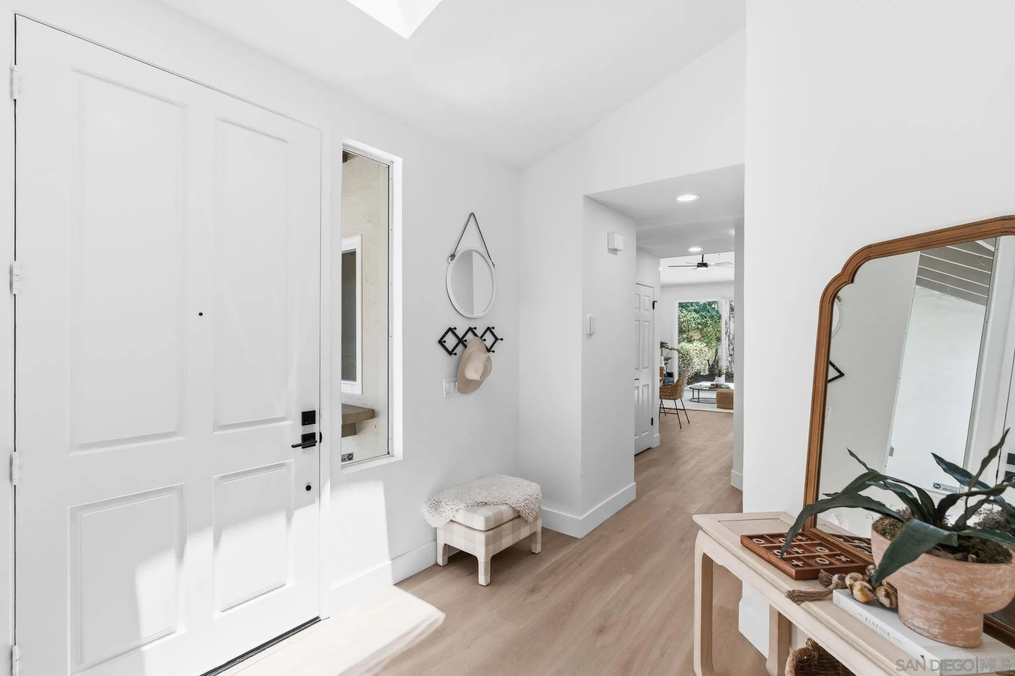 https://cdn.realtyfeed.com/cdn/127/260018574/46f1d06a035502c6f1f7f00541ee3358.webp