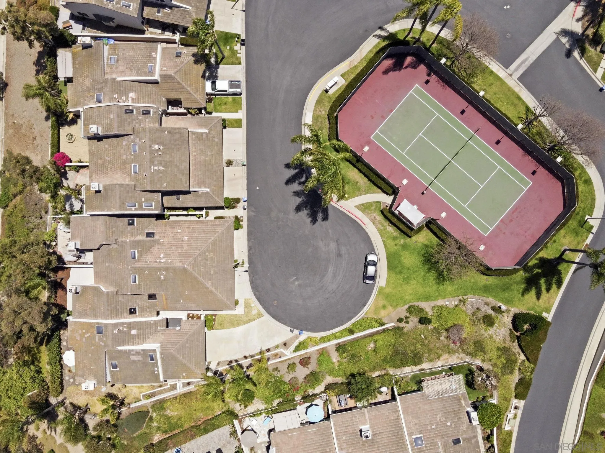 https://cdn.realtyfeed.com/cdn/127/260018574/4f8459043b8e293069a61674be5a0047.webp