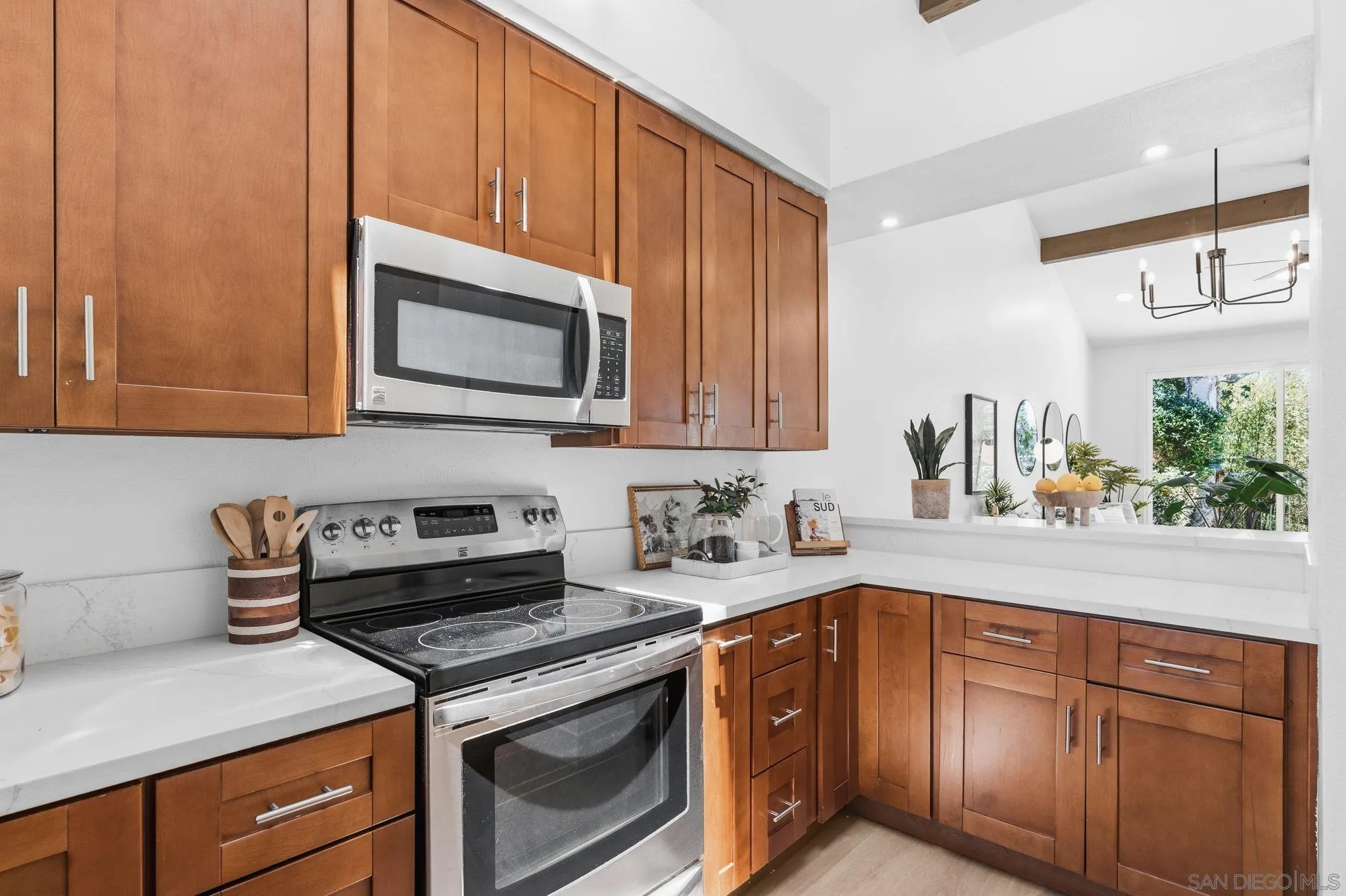 https://cdn.realtyfeed.com/cdn/127/260018574/50ab9d1a86c34d5f391c8c1d65980f90.webp