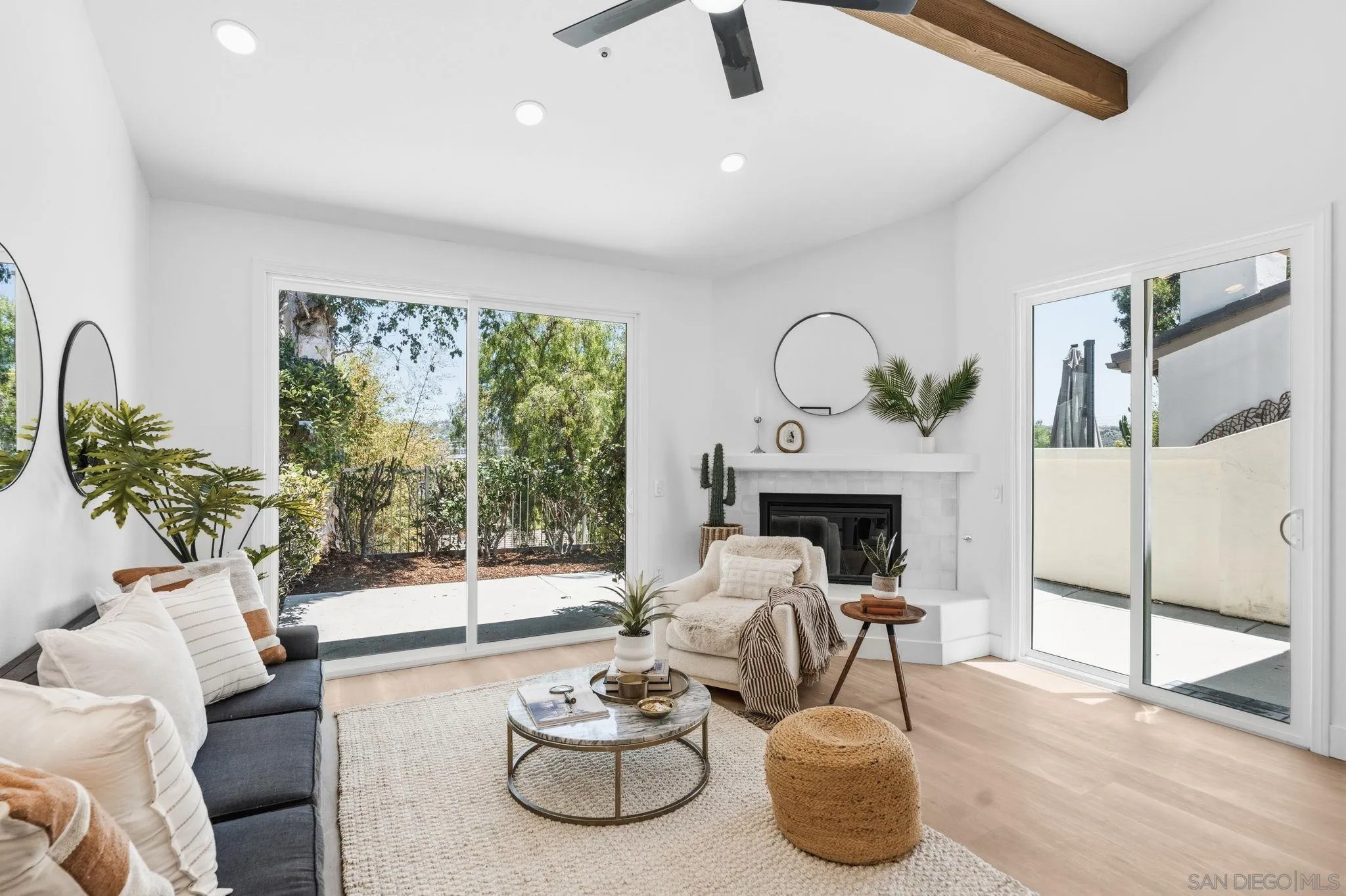 https://cdn.realtyfeed.com/cdn/127/260018574/b40593d3e919a6ff5aa6b96fda2e6058.webp