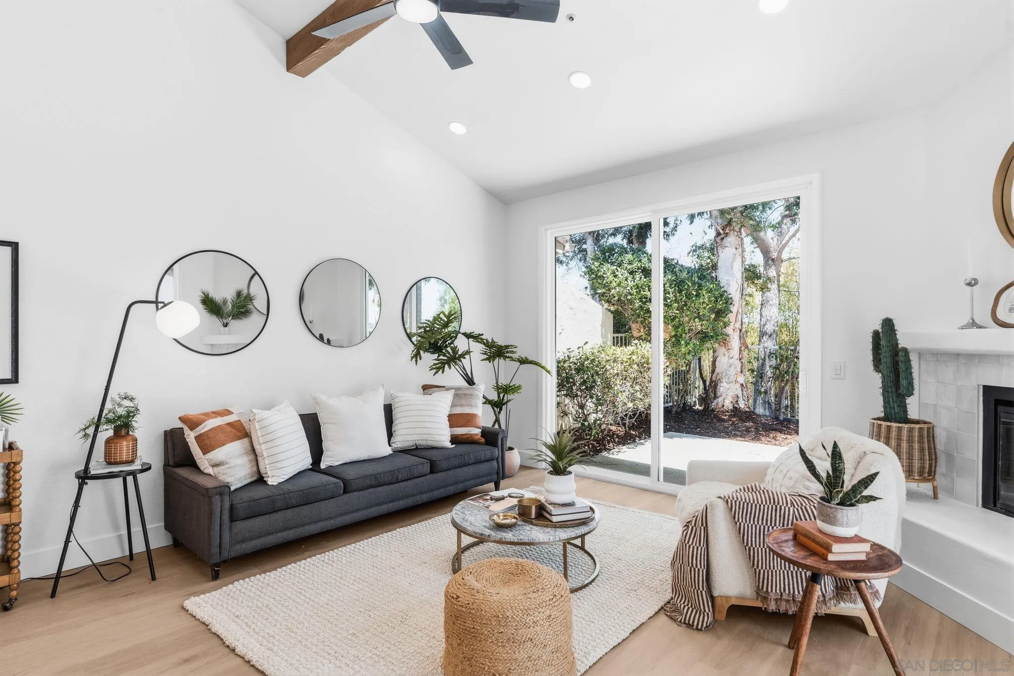 https://cdn.realtyfeed.com/cdn/127/260018574/be48ead8425cec357840f1ce414ff902.webp