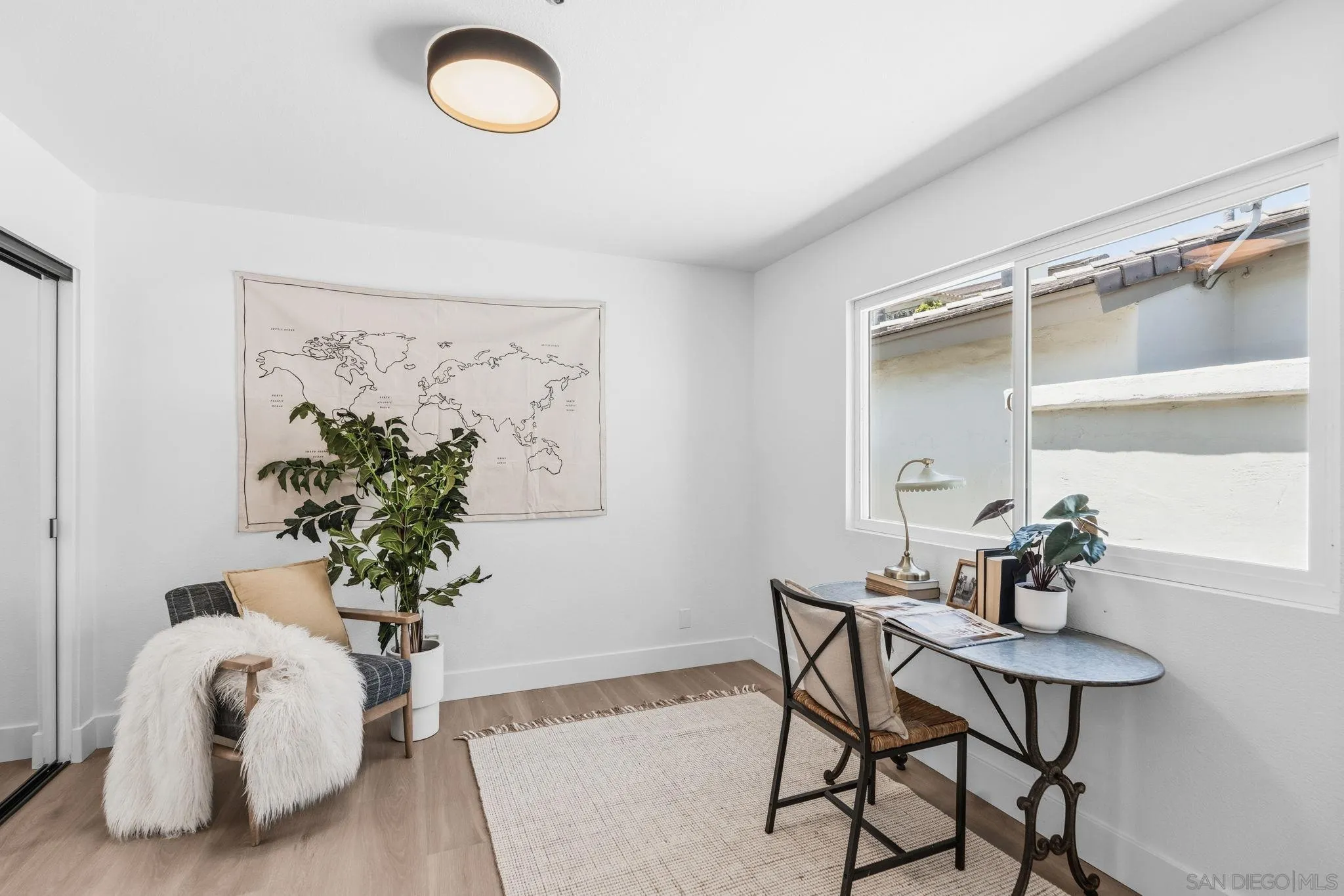 https://cdn.realtyfeed.com/cdn/127/260018574/cbd524b8d74f62101048651af68f8dc7.webp