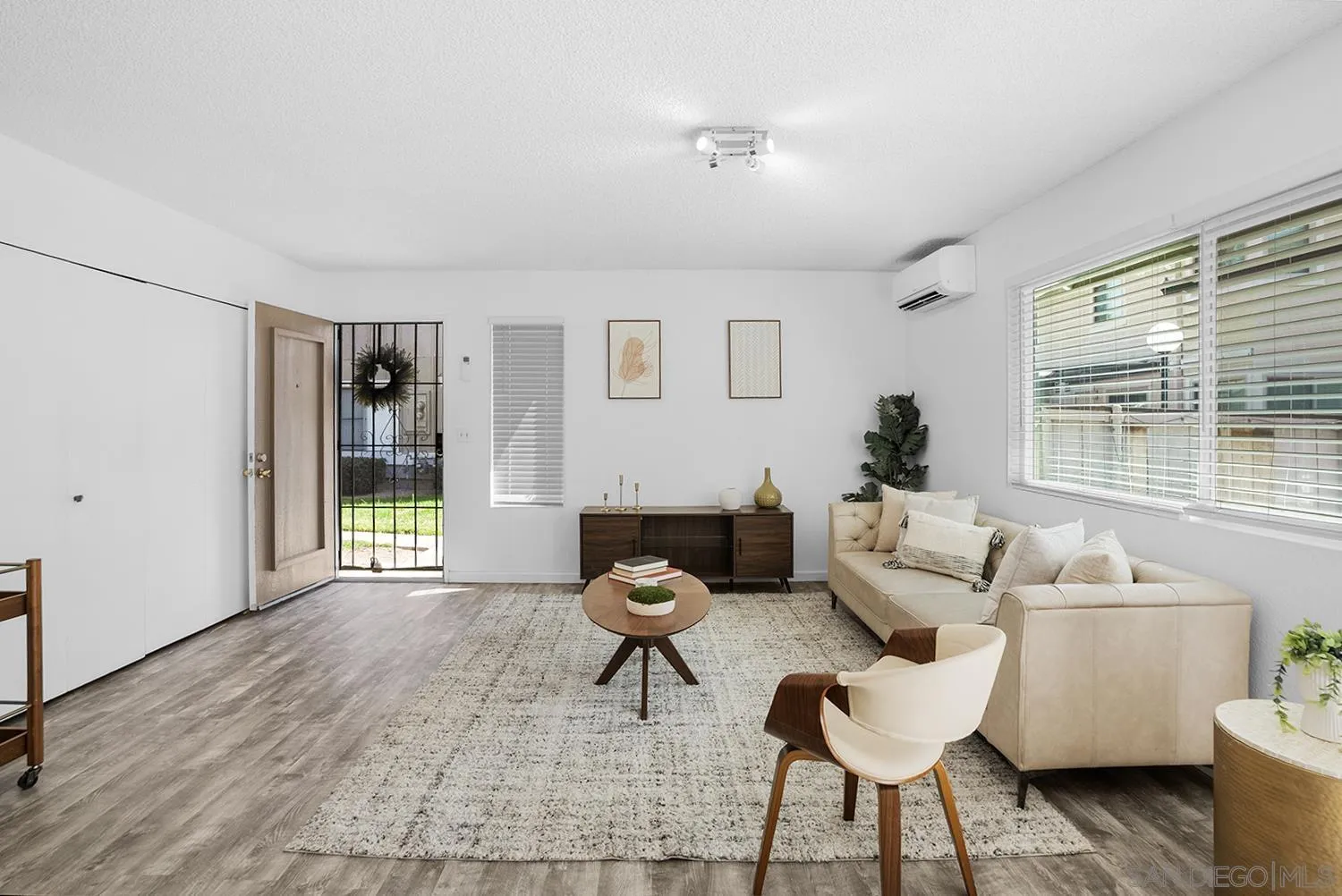 https://cdn.realtyfeed.com/cdn/127/260018577/5cc4c19990d9d2c679340a3fc04a97e8.webp