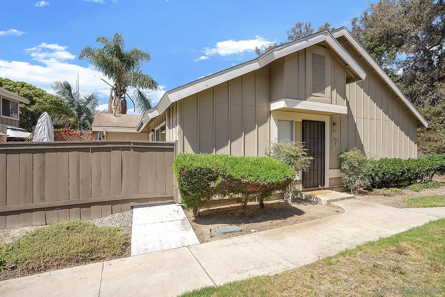 7471 Tooma St Unit Unit B, san diego, CA 92139 - Photo 3 of 29, San Diego, CA
