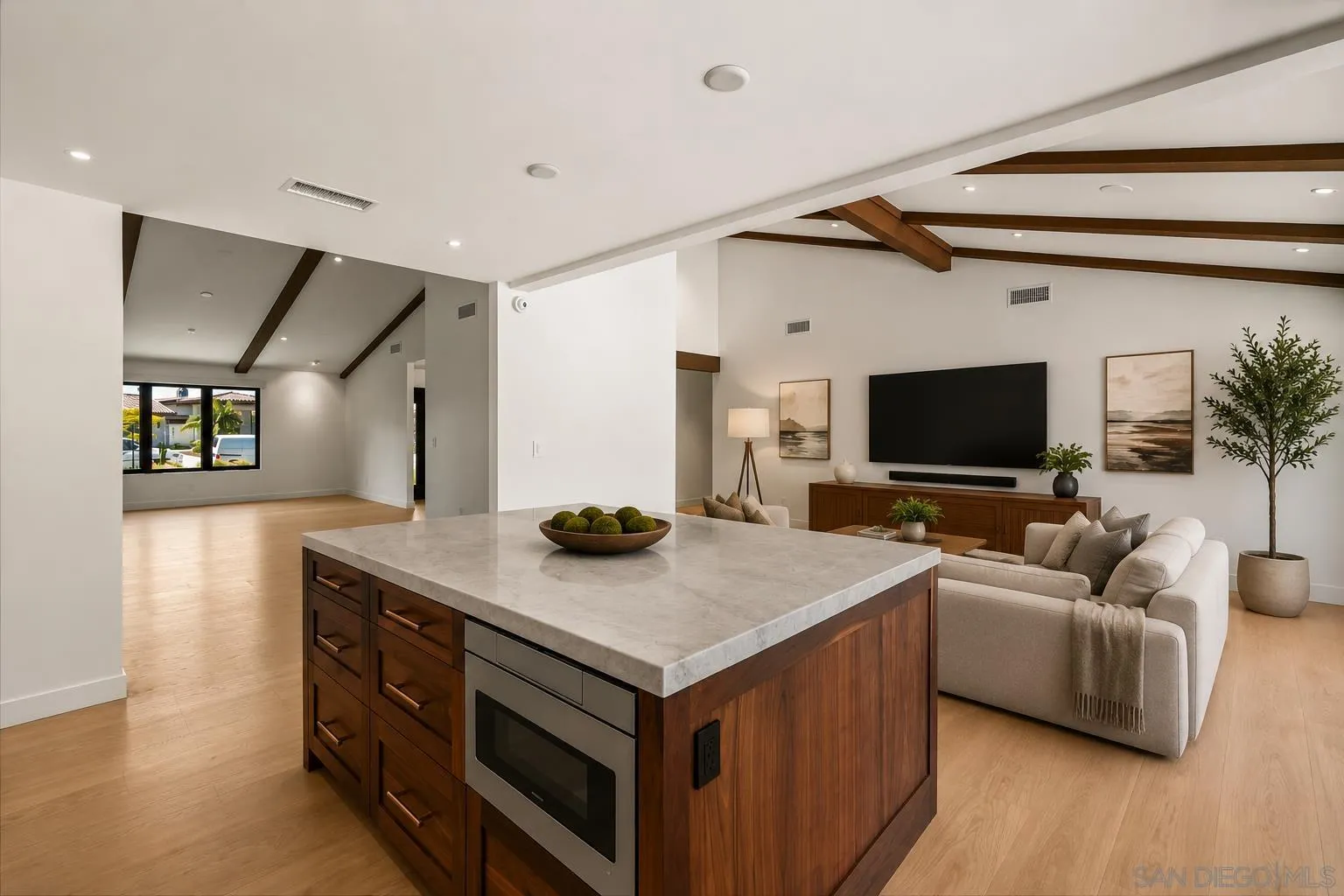 2260 Calle Tiara, La Jolla, CA 92037, photo 15