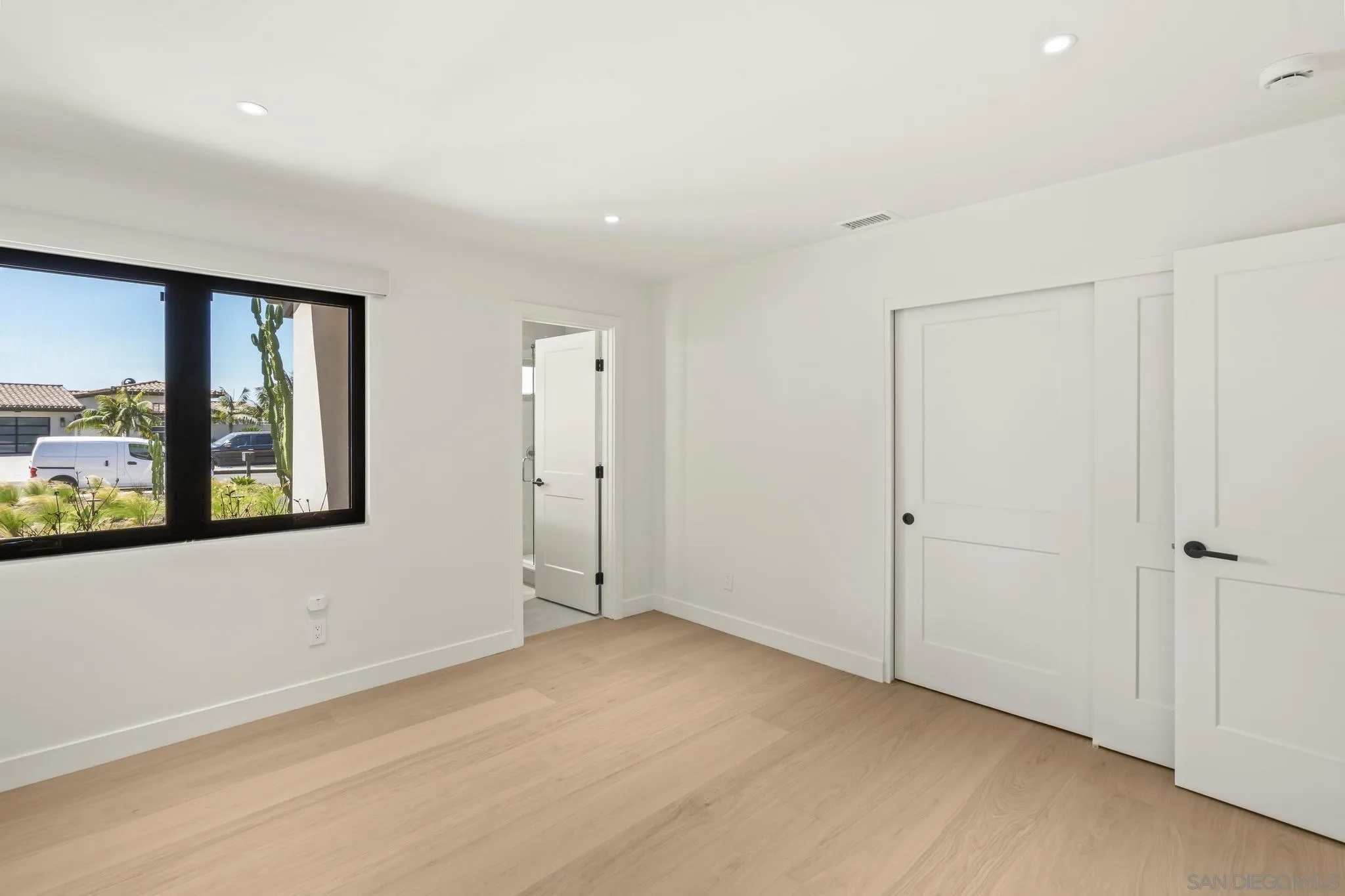 2260 Calle Tiara, La Jolla, CA 92037, photo 31